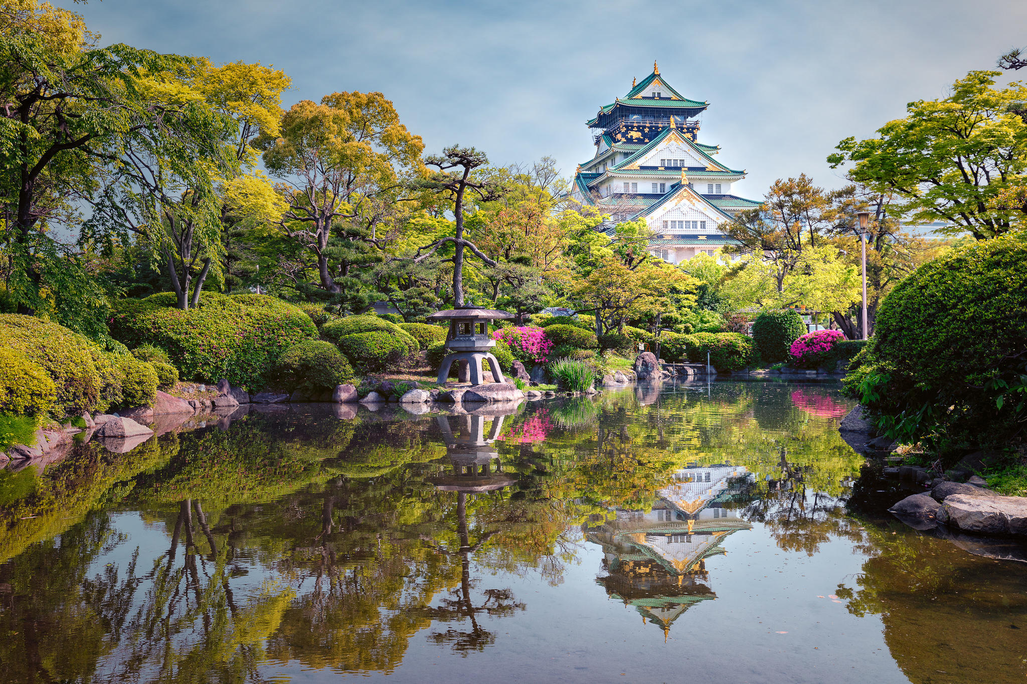 Обои Замок Осака Япония сад на рабочий стол