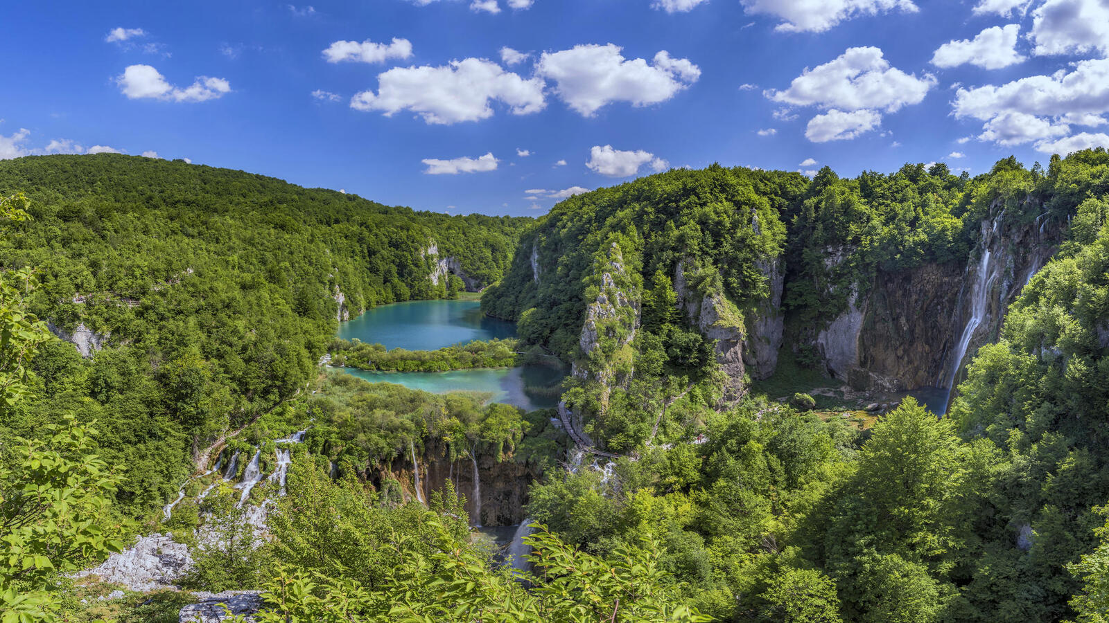 Free photo Picture of Plitvice Lakes National Park, Croatia