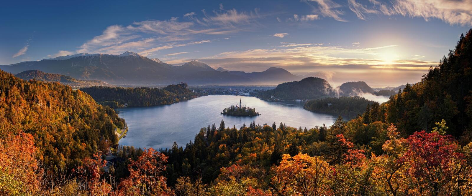 Wallpapers panorama Lake Bled Slovenia on the desktop