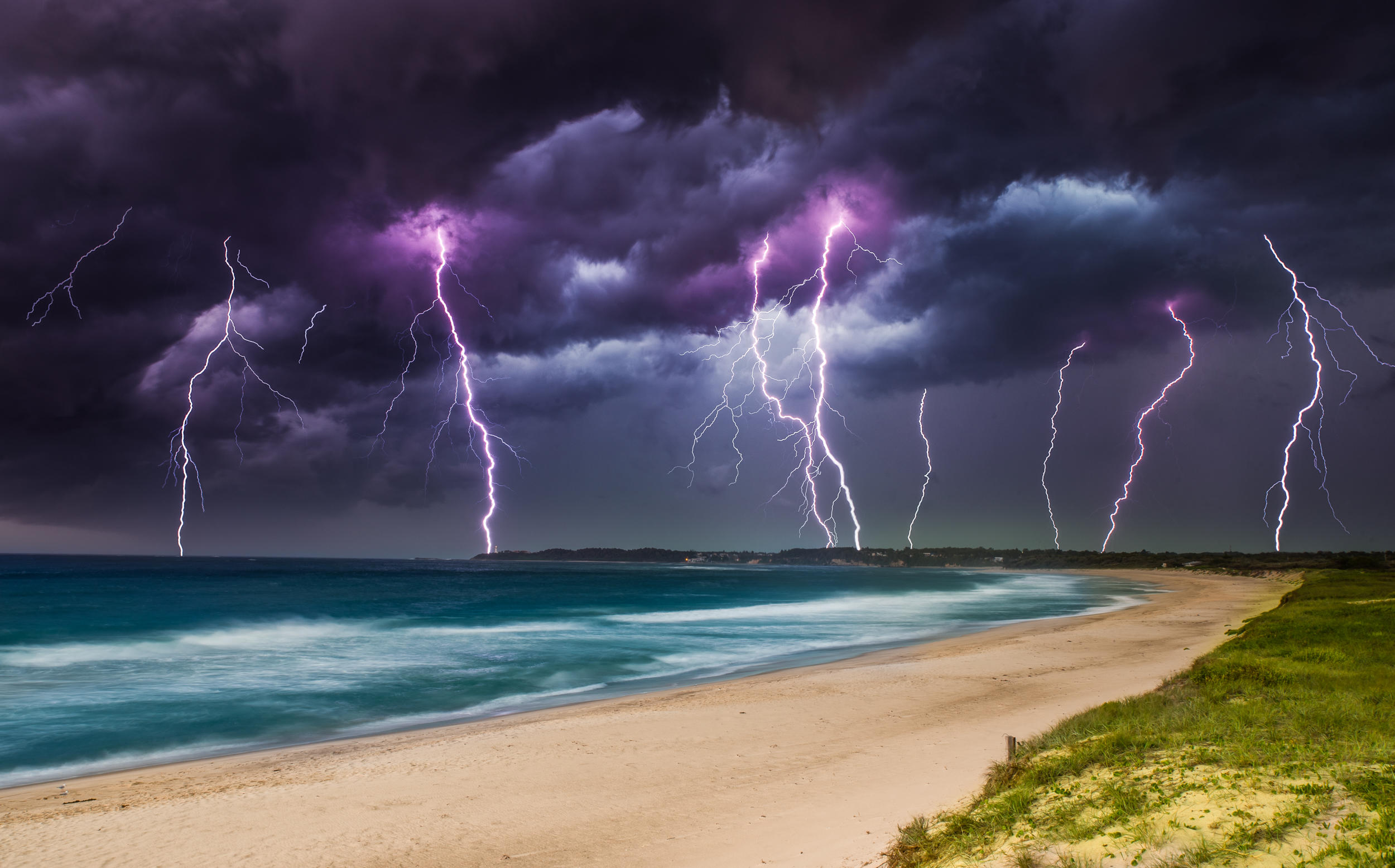 Wallpapers sea clouds lightning on the desktop