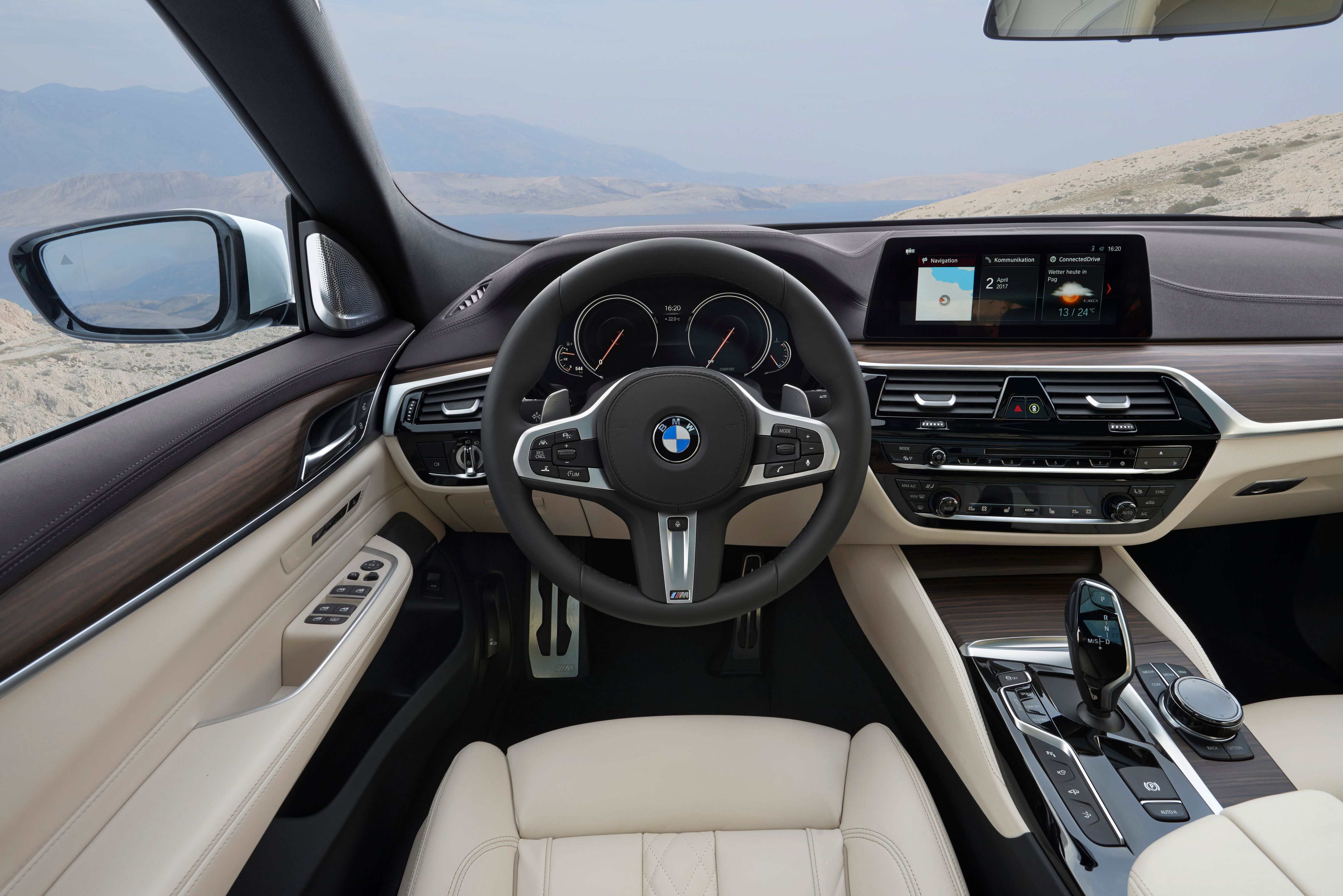 Wallpapers steering wheel BMW 6er Gran Tourismo 640i xDrive on the desktop