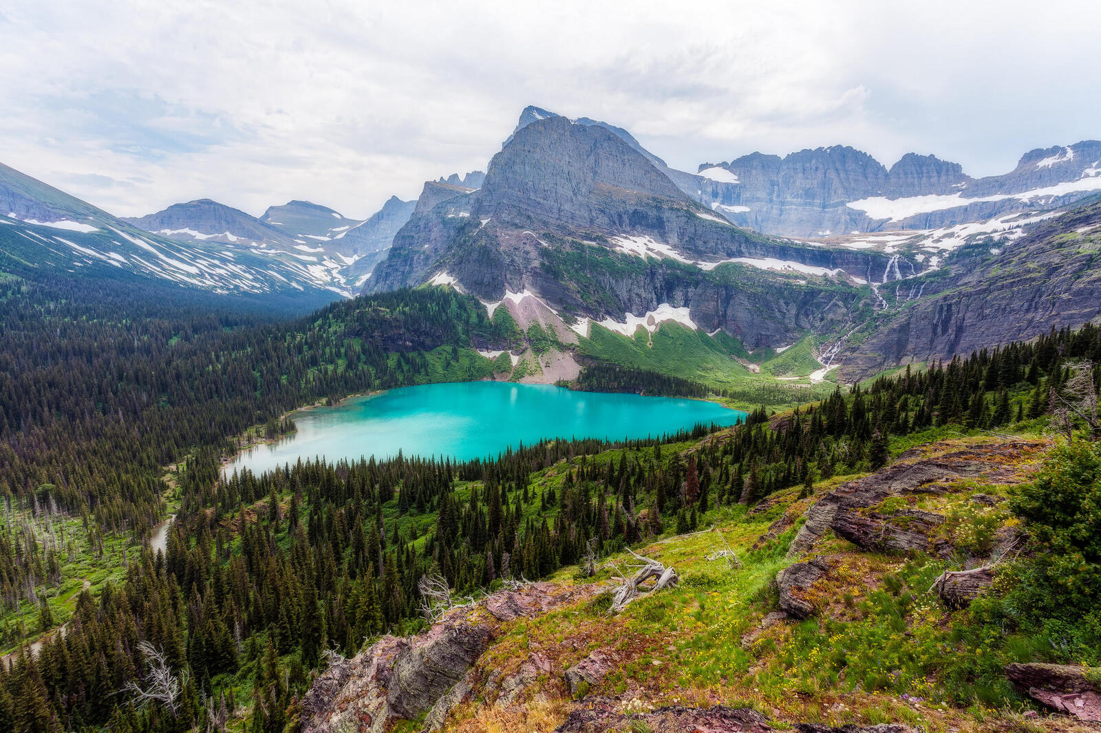 Wallpapers Glacier National Park Grinnell Lake mountains on the desktop