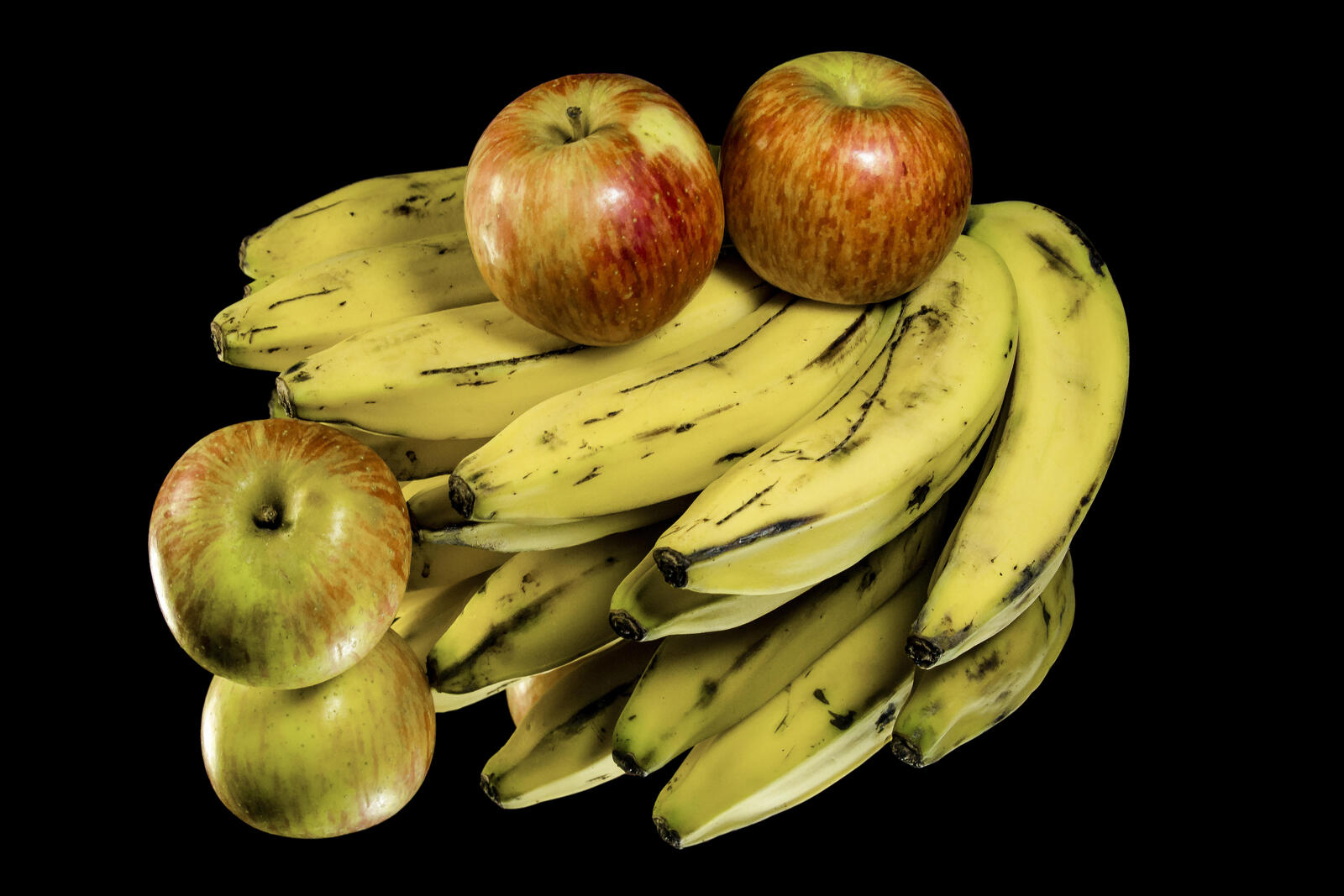 Обои бананы яблоки десерт на рабочий стол