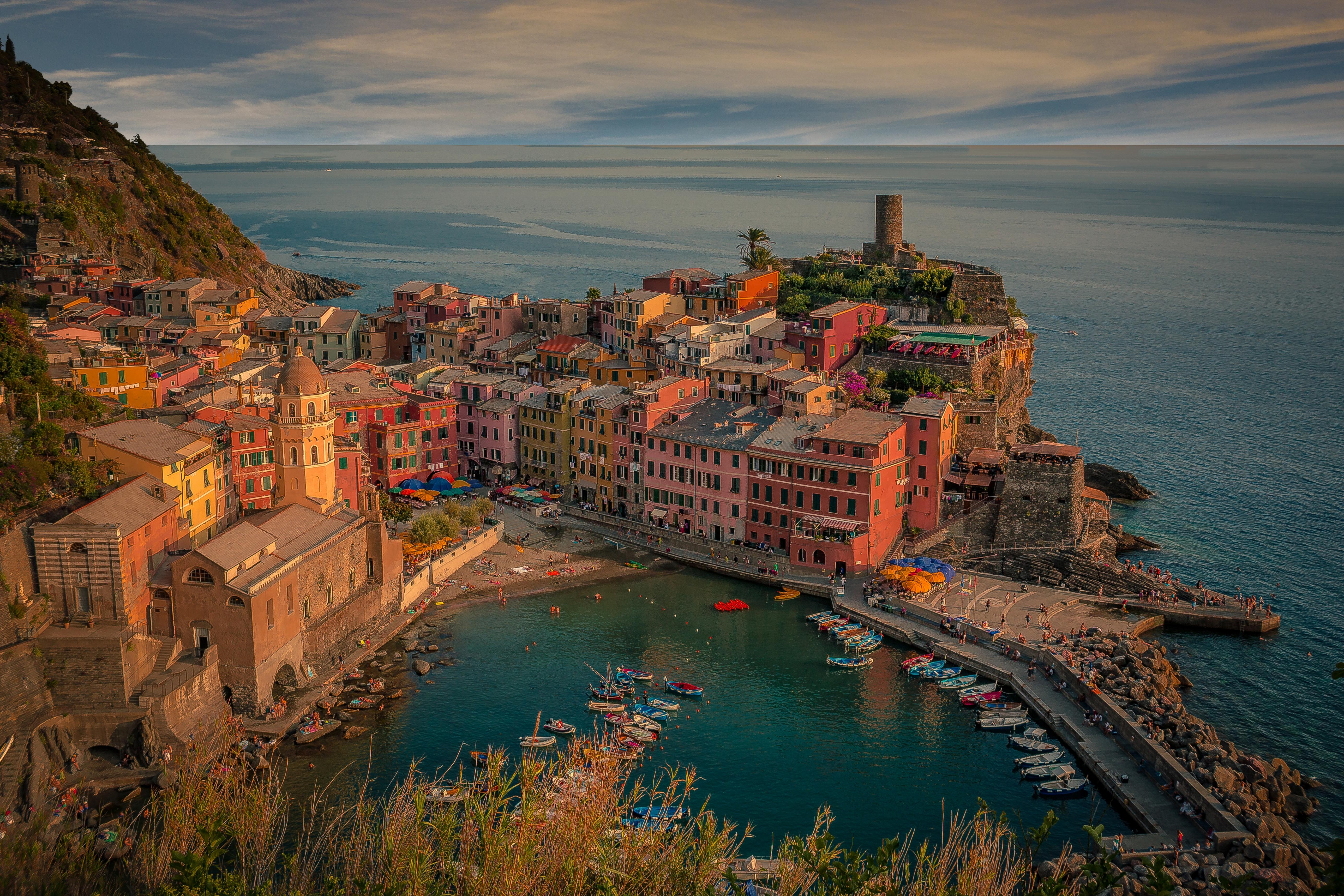 Wallpapers evening vernazza cityscape on the desktop