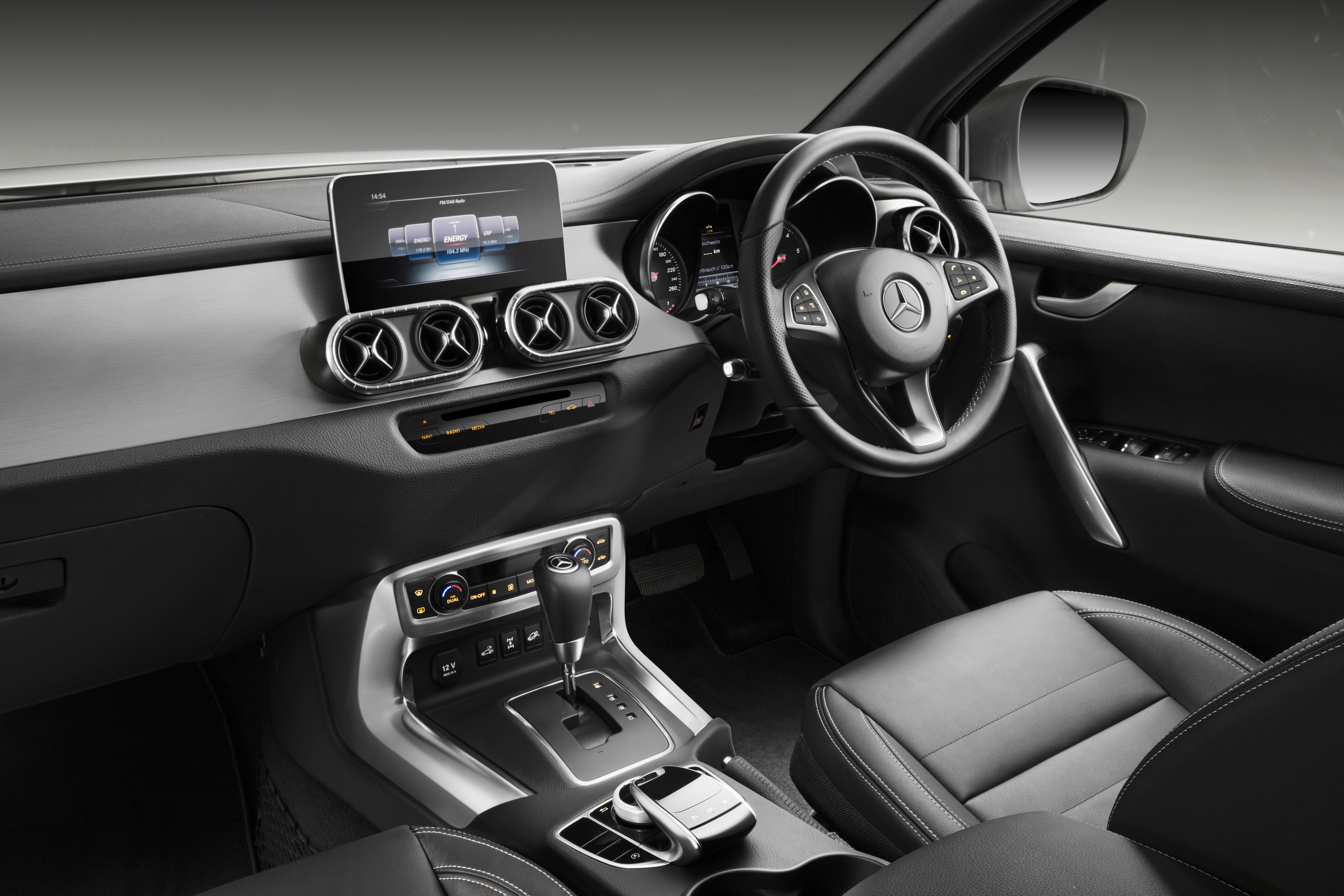 Фото бесплатно руль, салон, Mercedes-Benz X-Klasse