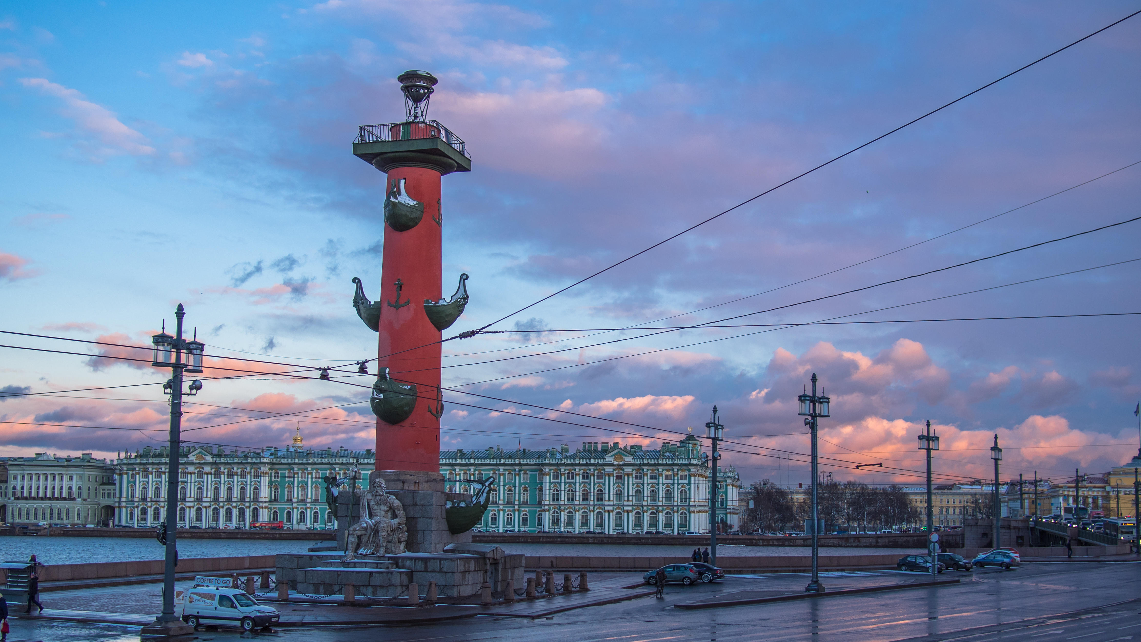 桌面上的壁纸柱状物和国家隐居地 圣彼得堡 城市