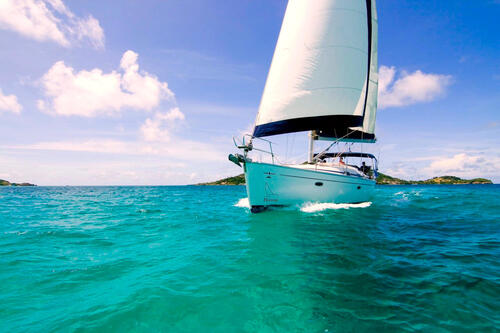 Photo yacht, the sea look free