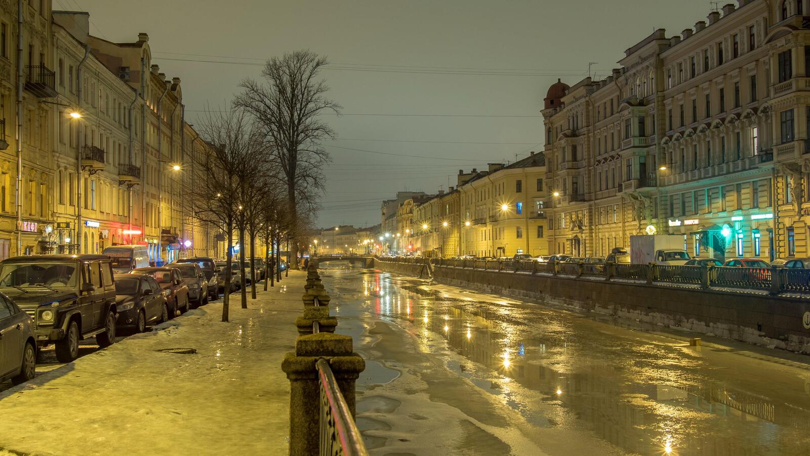 Wallpapers Griboyedov canal St Petersburg city on the desktop