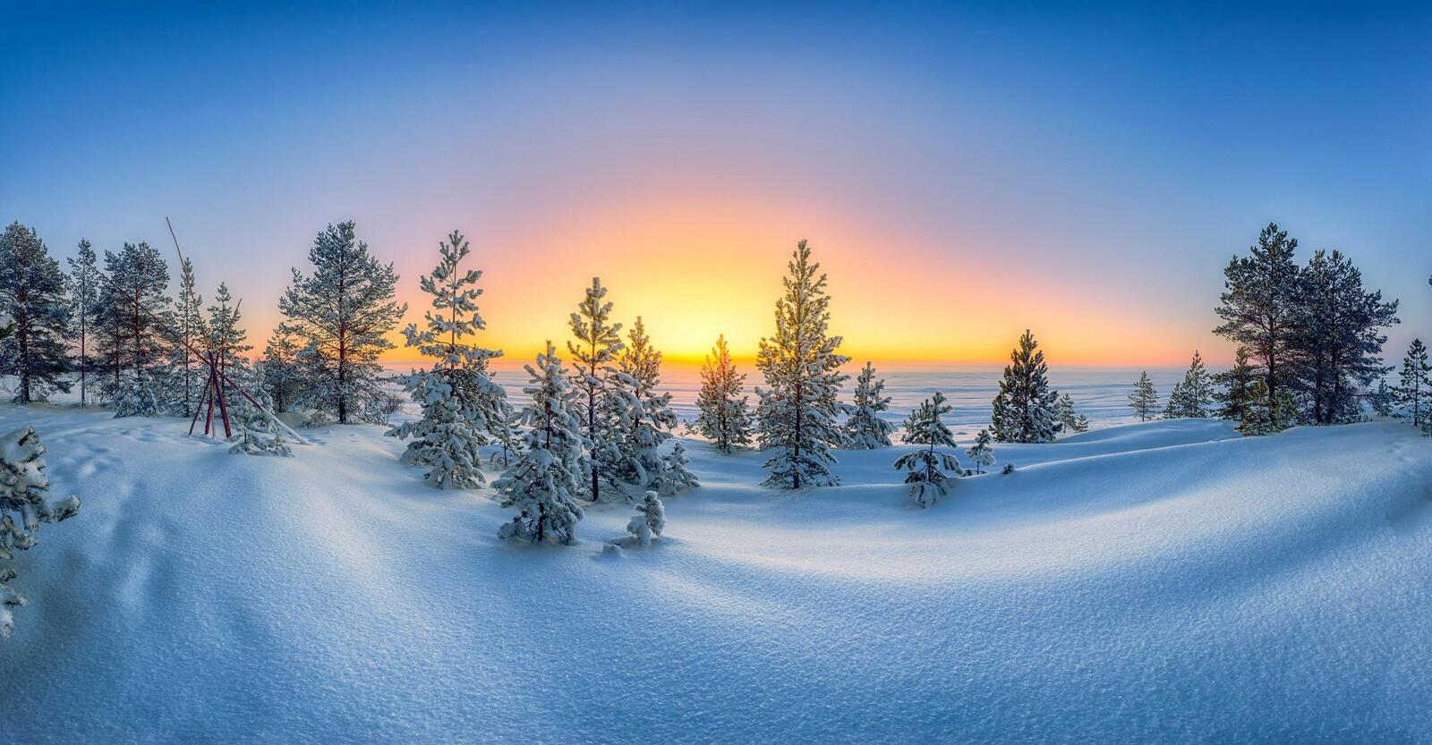 Wallpapers sunset snowdrifts landscape on the desktop
