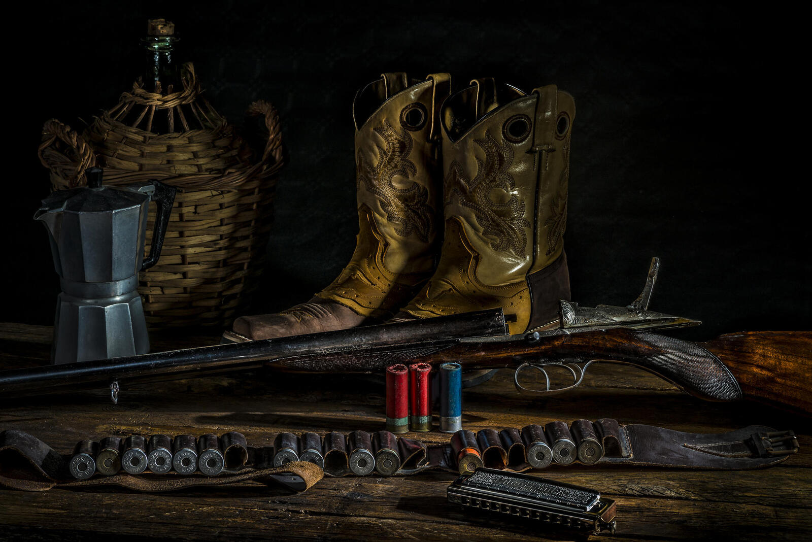 Wallpapers rifle cartridges boots on the desktop