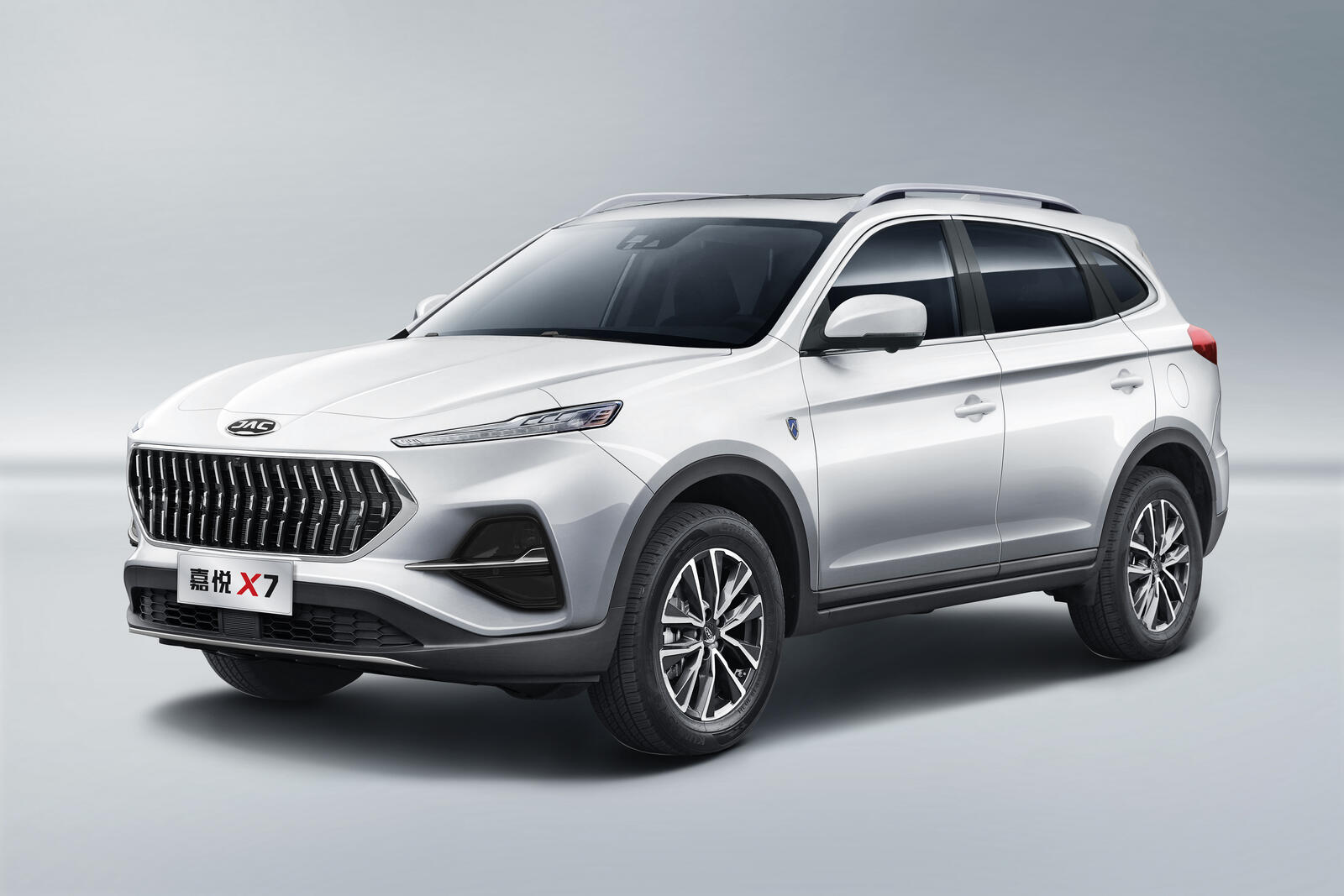 Wallpapers automobile chinese cuv on the desktop