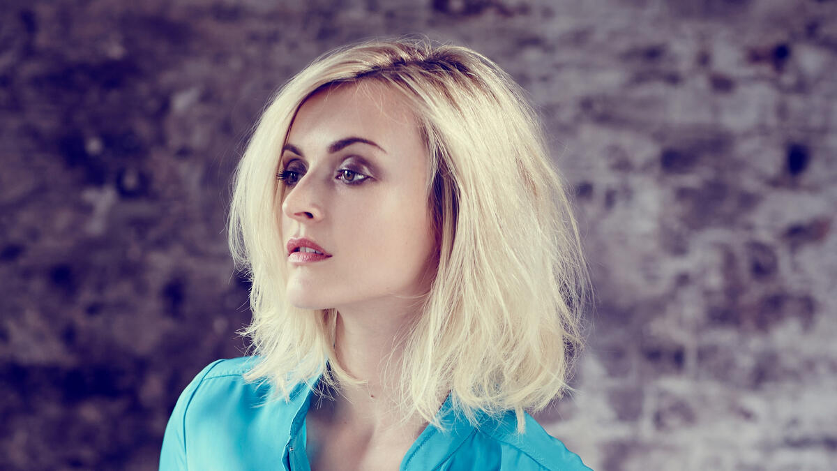 Short-haired Fearne Cotton.