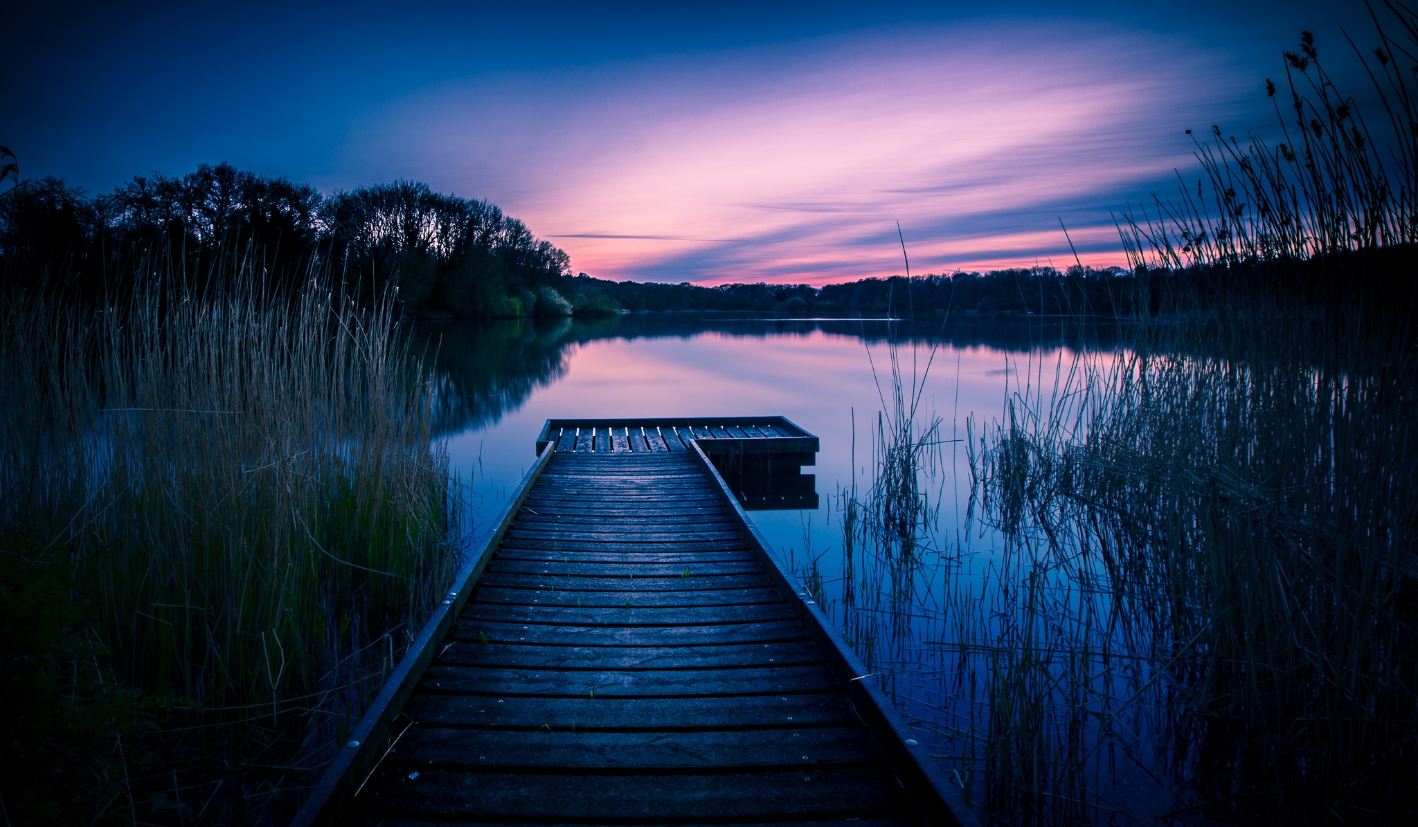Wallpapers Coate Water Country Park Wiltshire dusk on the desktop