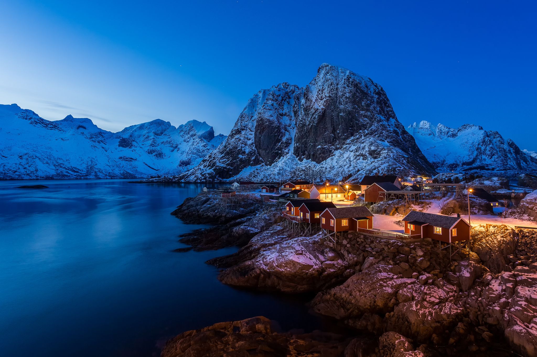 Wallpapers Hamnoy night at home by the water on the desktop
