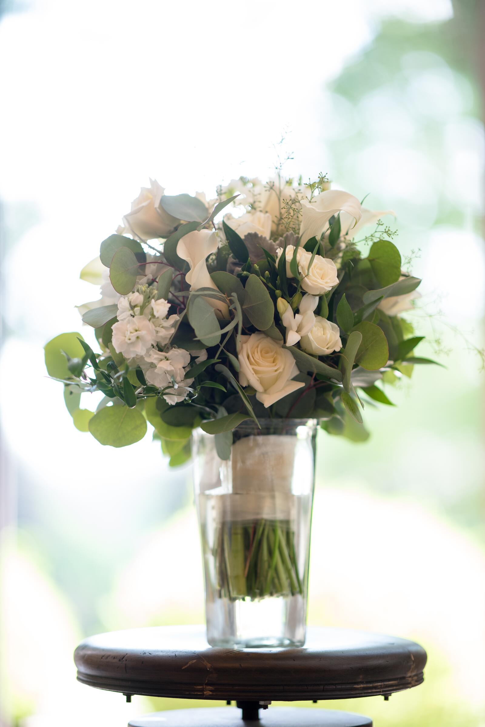 Обои белые цветы цветения ваза для обоев на рабочий стол