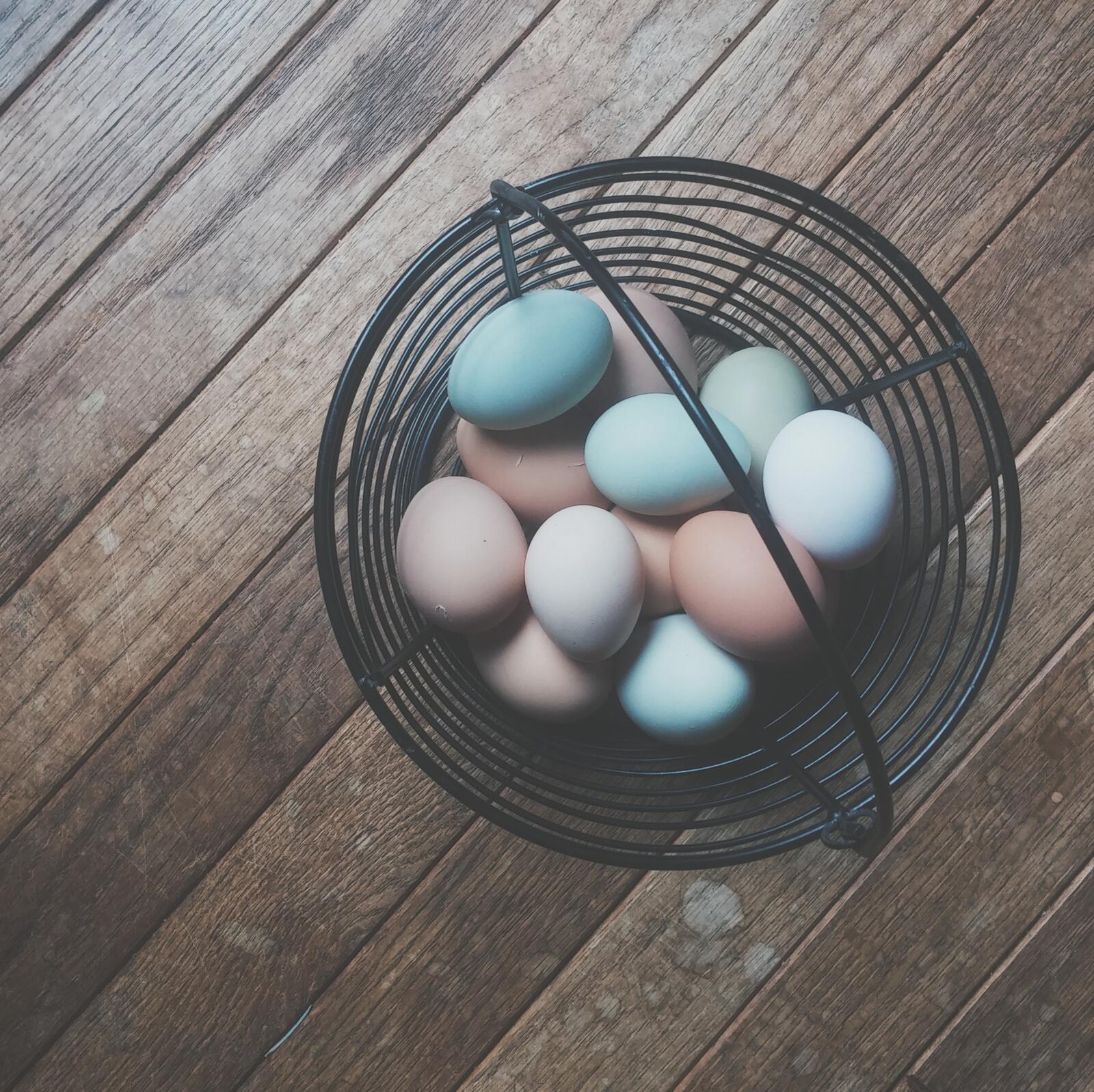 Wallpapers holiday basket eggs on the desktop