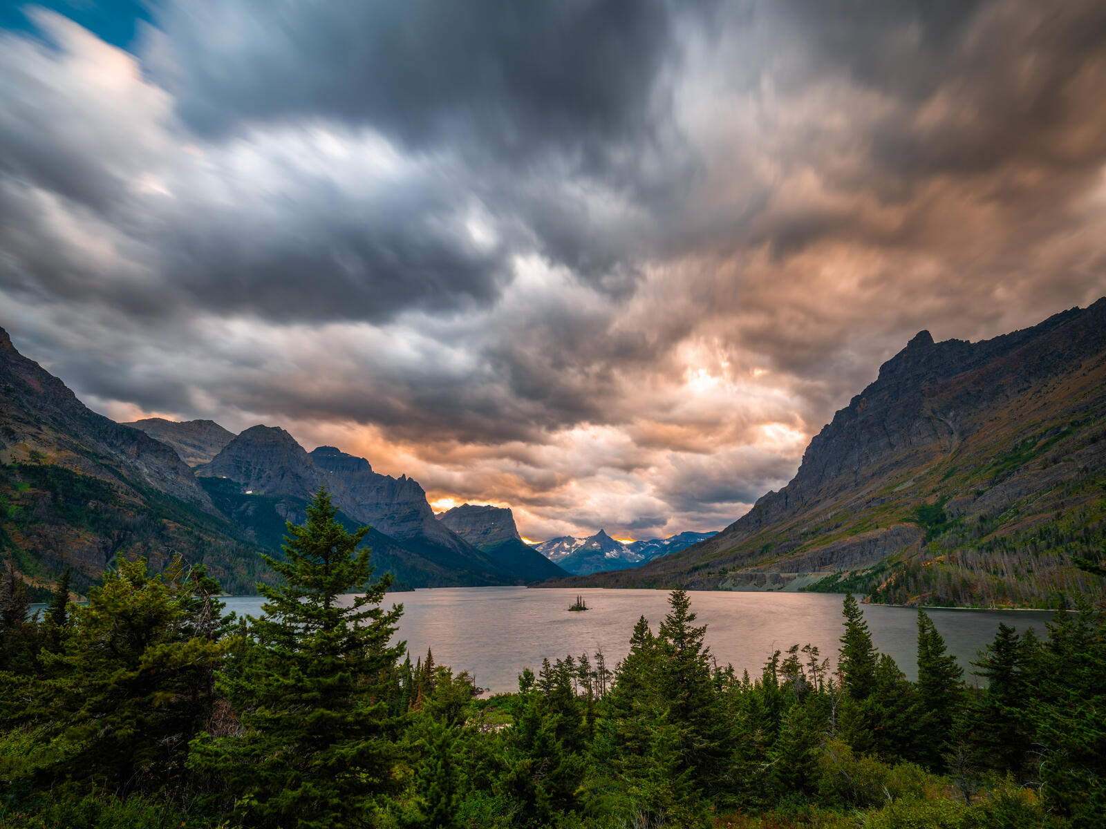 Wallpapers nature usa mountains clouds mountains lake on the desktop