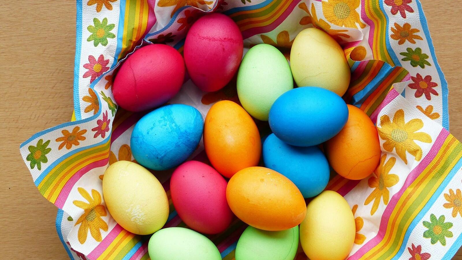 Обои яйца еда цветные яйца на рабочий стол