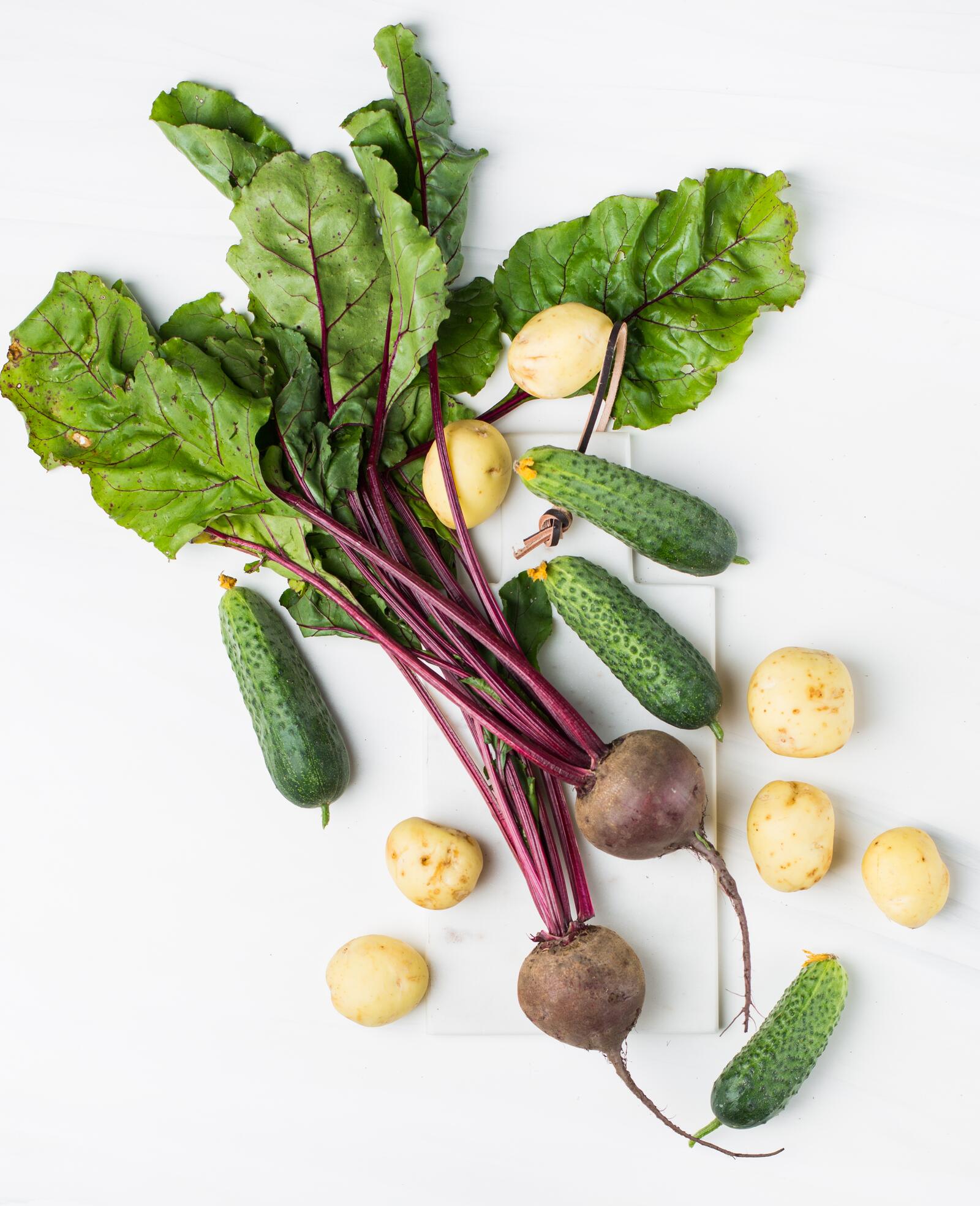 Обои огурцы свежие овощи здоровое питание на рабочий стол