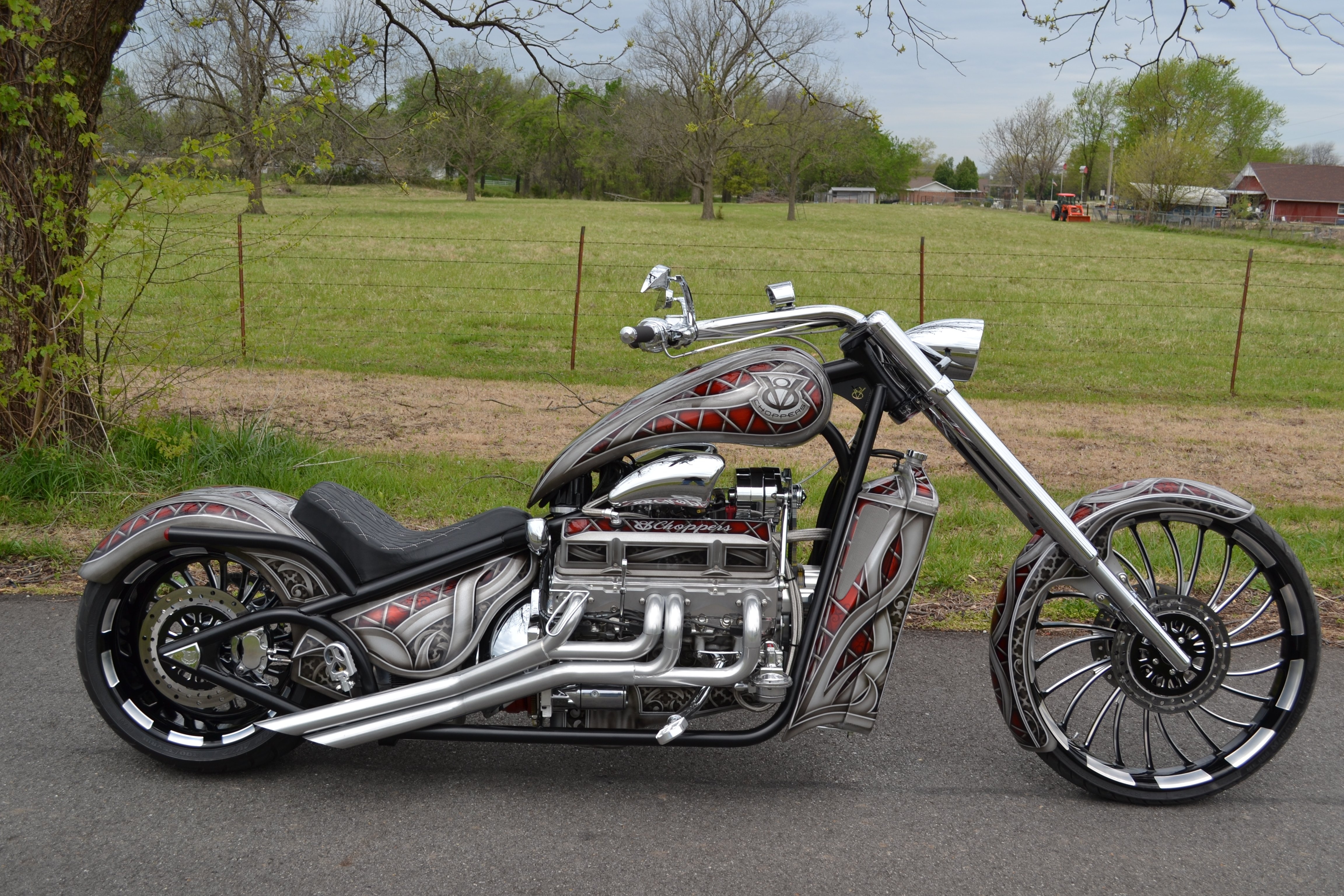 Удлиненные мотоциклы. Мотоцикл чоппер Харлей. Мотоцикл Harley Davidson Chopper. Чопперы Харлей Дэвидсон. Мотоциклы Харлей Дэвидсон чопперы.
