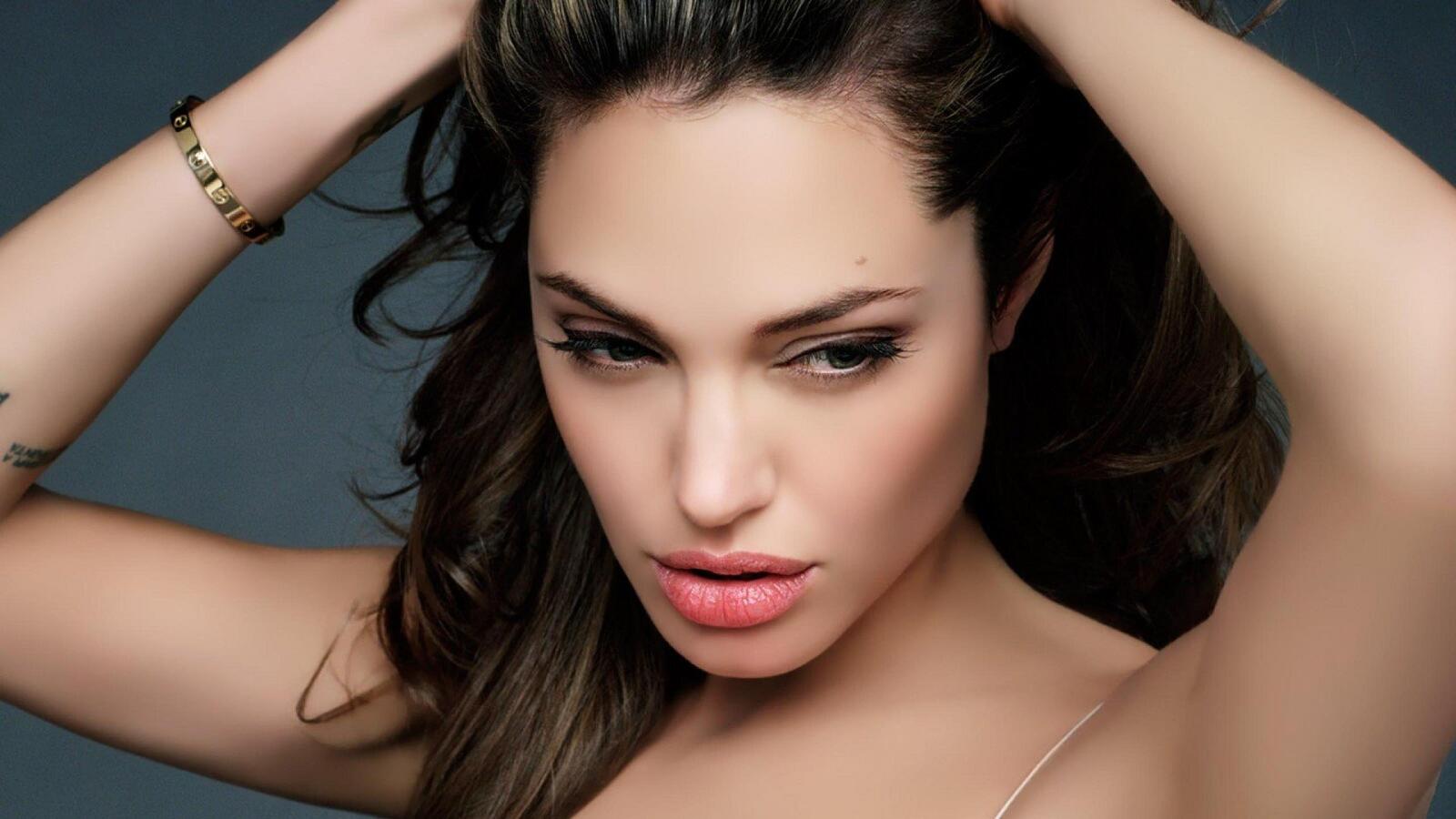Wallpapers Angelina Jolie celebrities photoshoot on the desktop