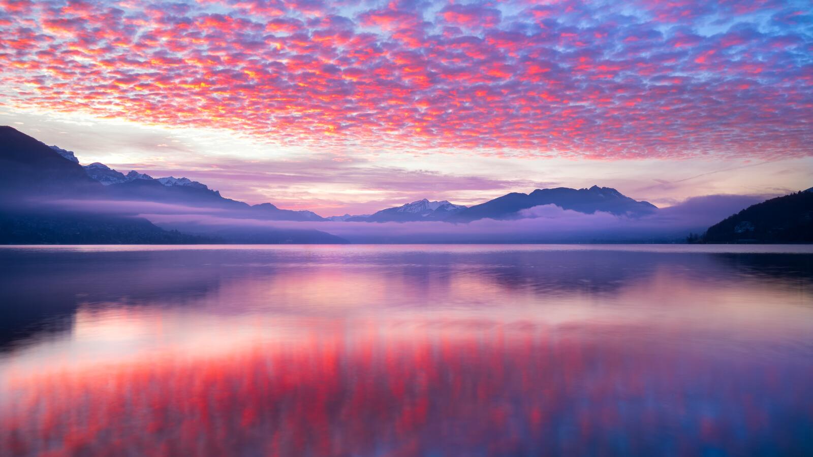 Wallpapers beautiful sky mountains reflection on the desktop