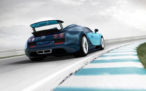 Bugatti Veyron Grand Sport Vitesse вид сзади