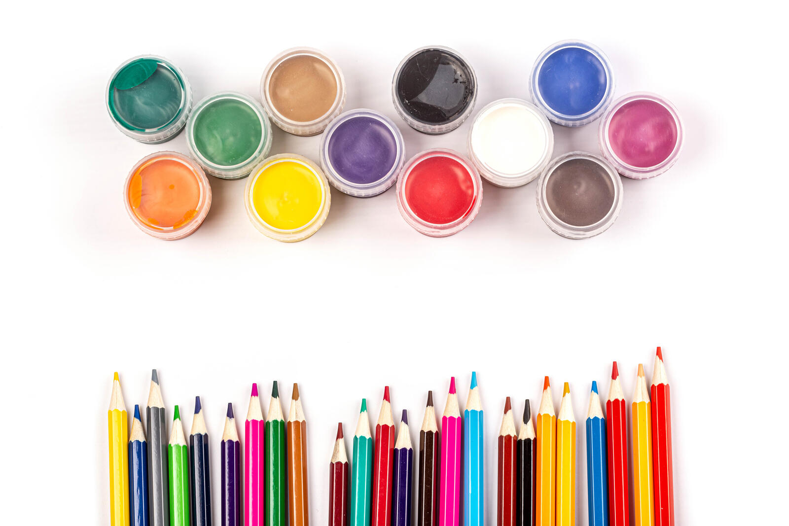 Обои разное карандаши краски на рабочий стол