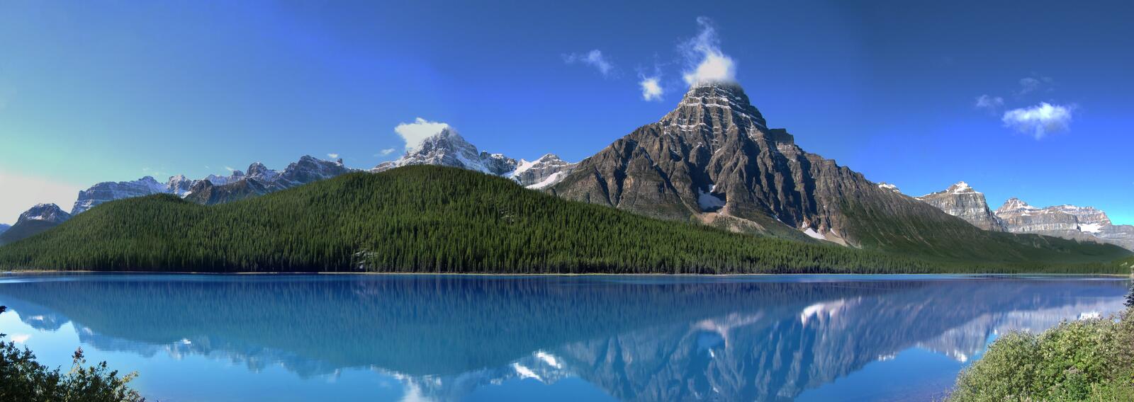 Обои горы озеро горный хребет на рабочий стол