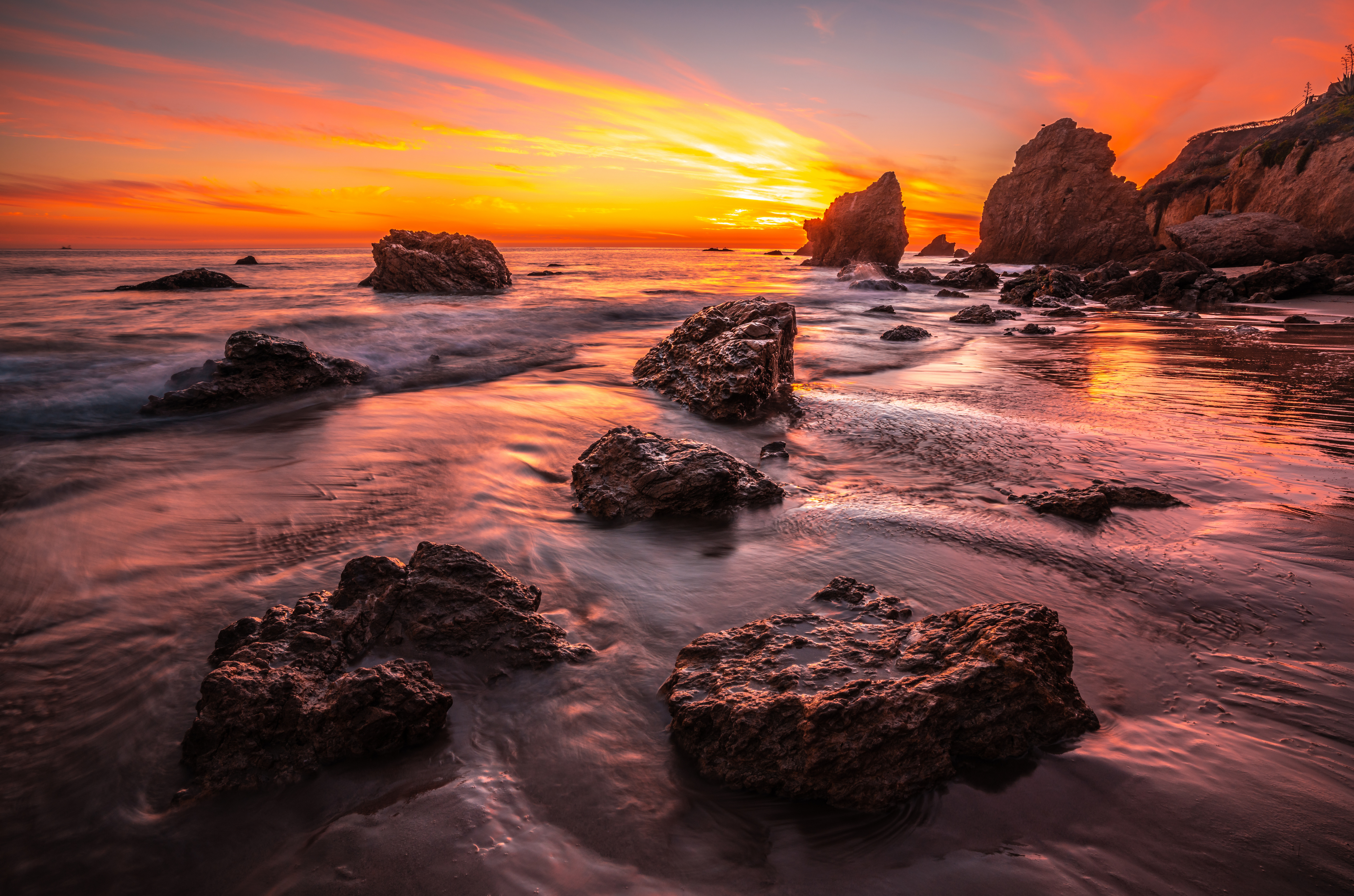 Фото Калифорния калифорнийская скала скалистый берег - бесплатные картинки на Fonwall