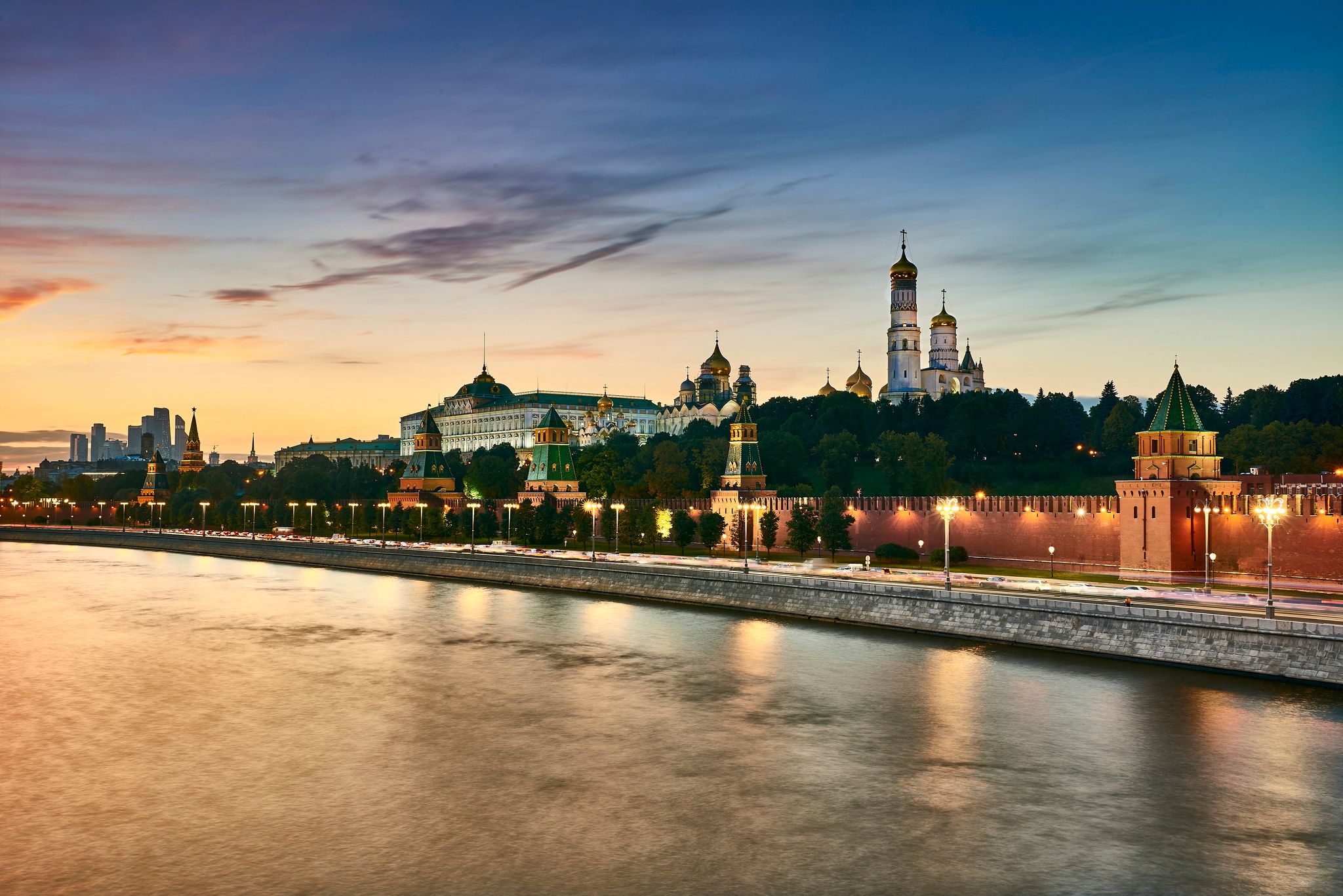 免费照片免费照片 克里姆林宫，莫斯科 - 在桌面上