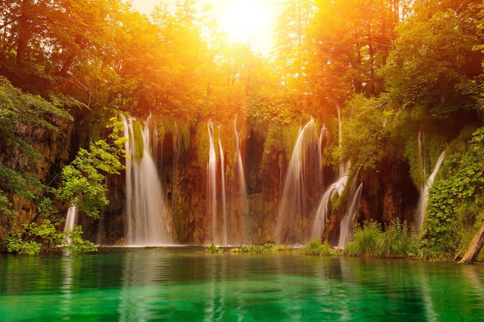 Free photo Plitvice Lakes, Croatia on the desktop