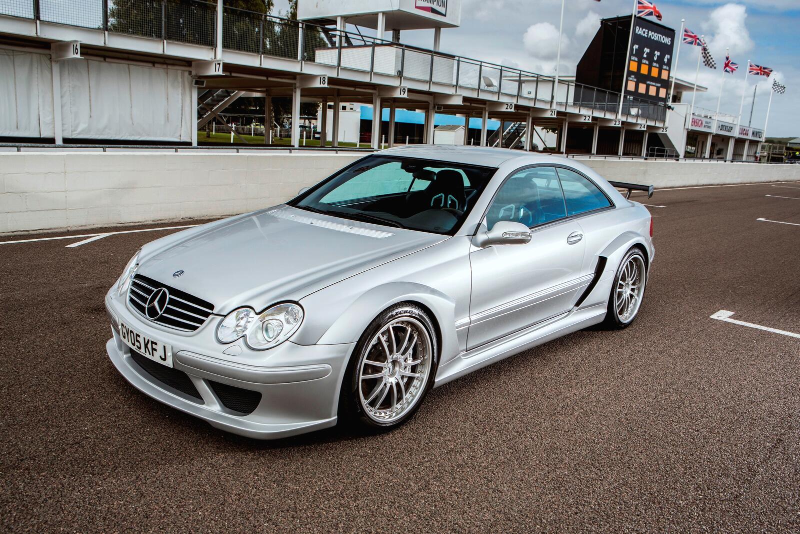 Wallpapers Mercedes Benz AMG silver on the desktop