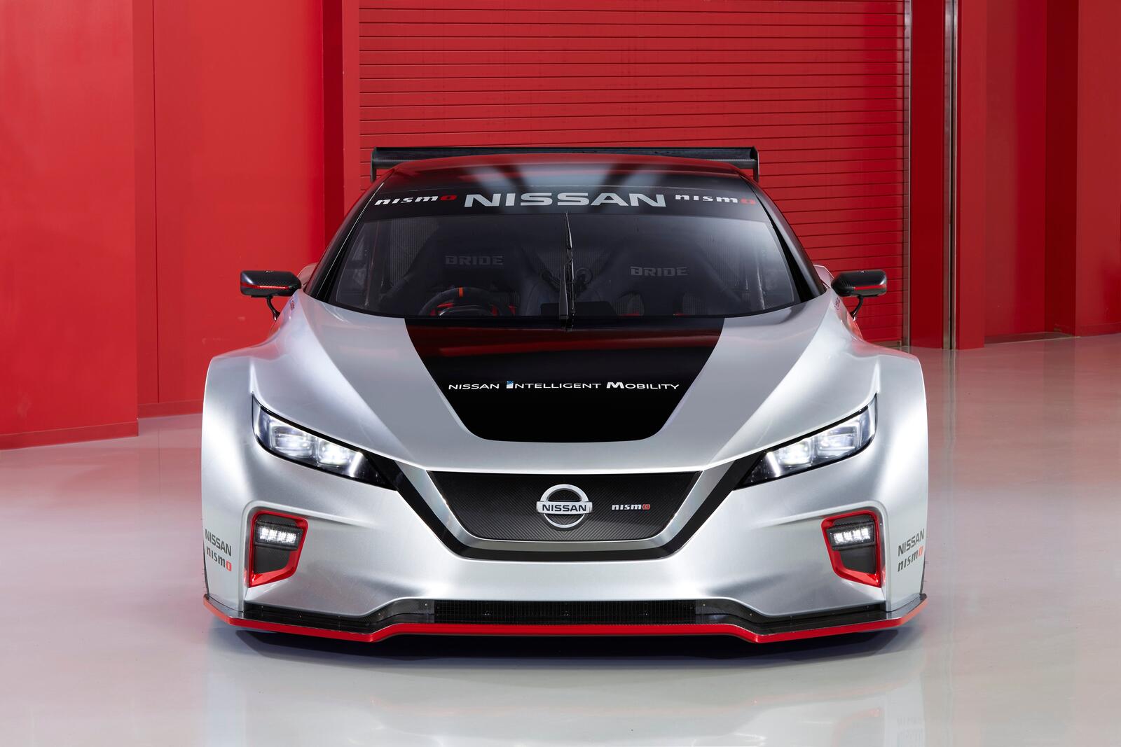 Wallpapers front view silver nissan leaf nismo rc on the desktop