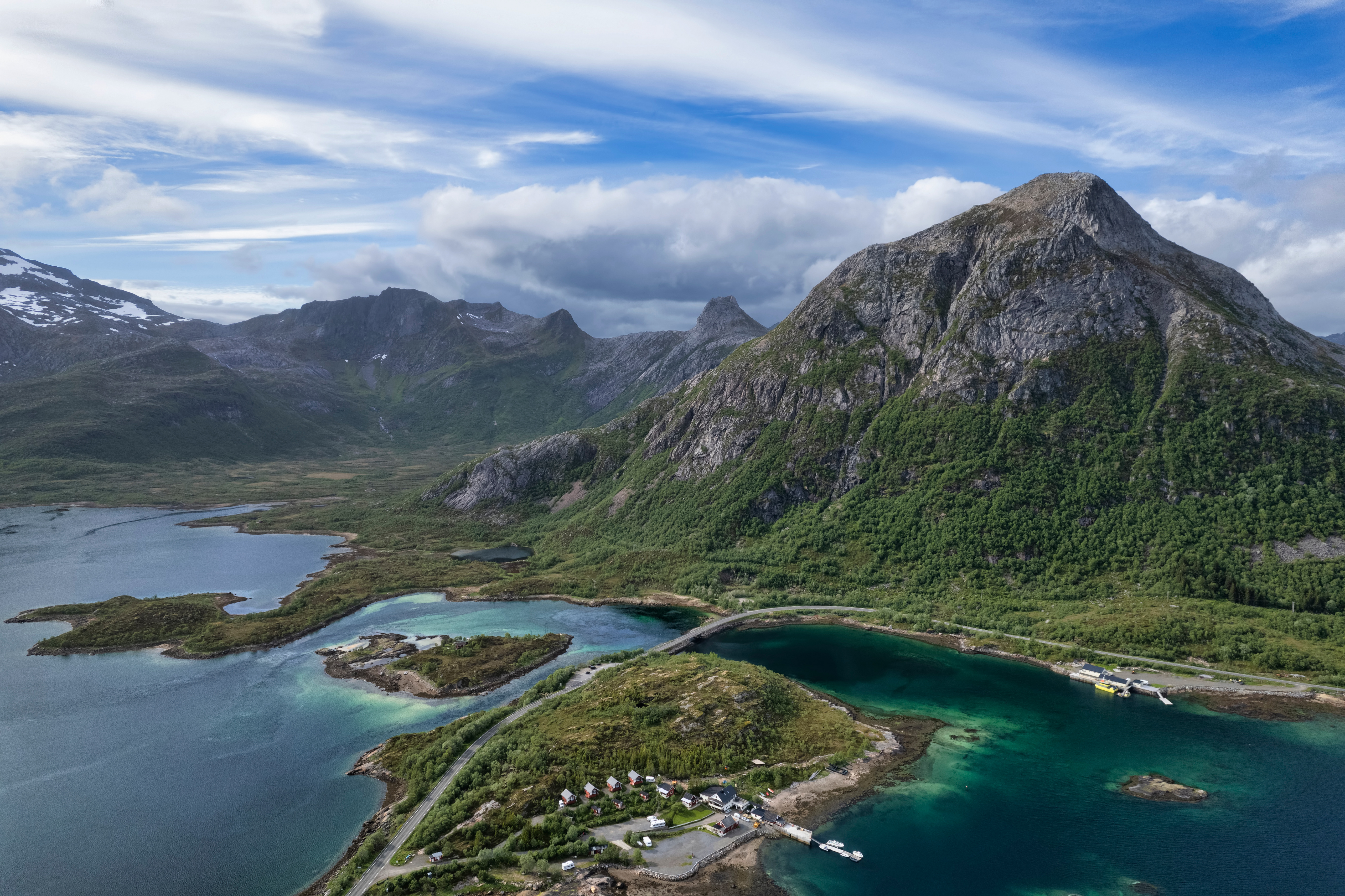 Обои пейзажи Лофотенские острова горы Норвегии на рабочий стол