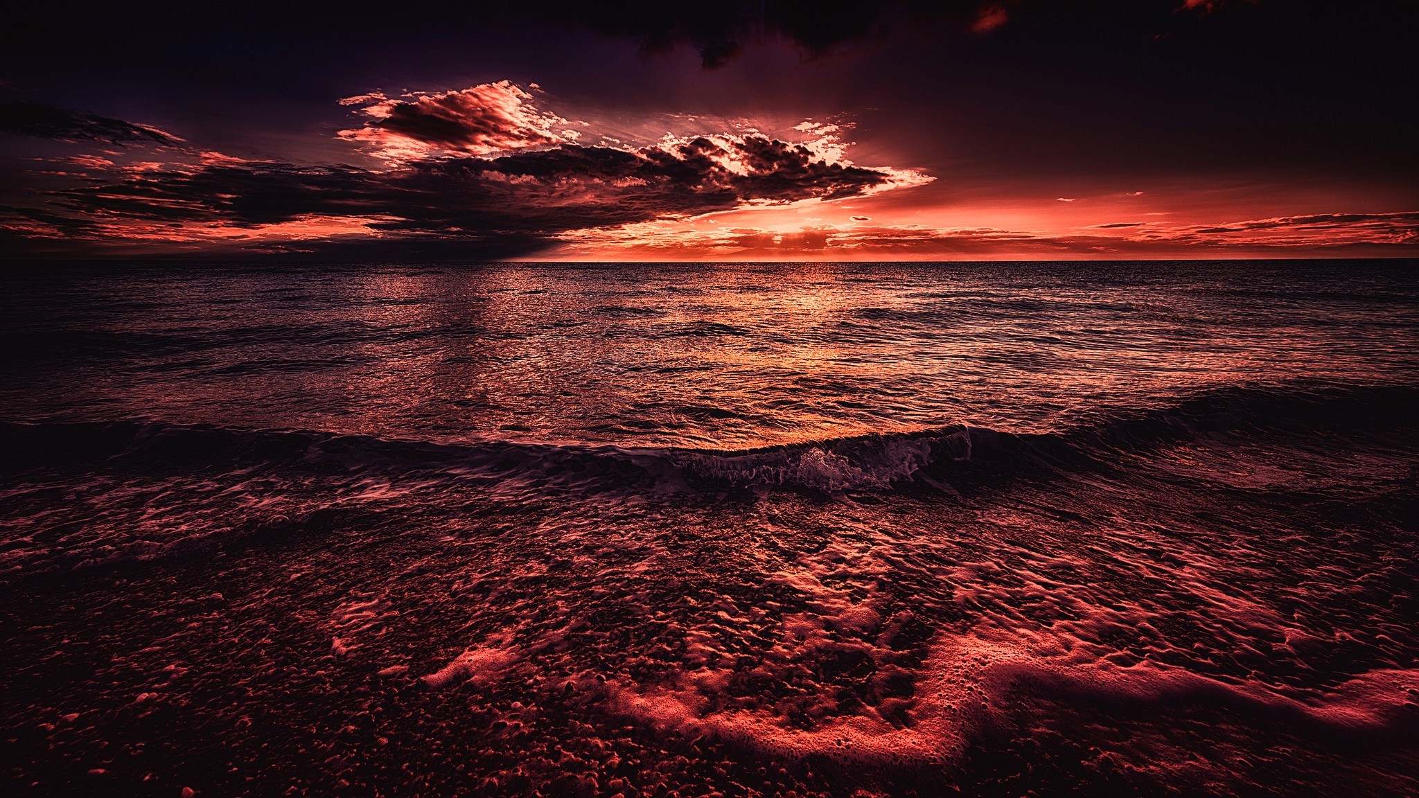 免费照片海上血色夕阳