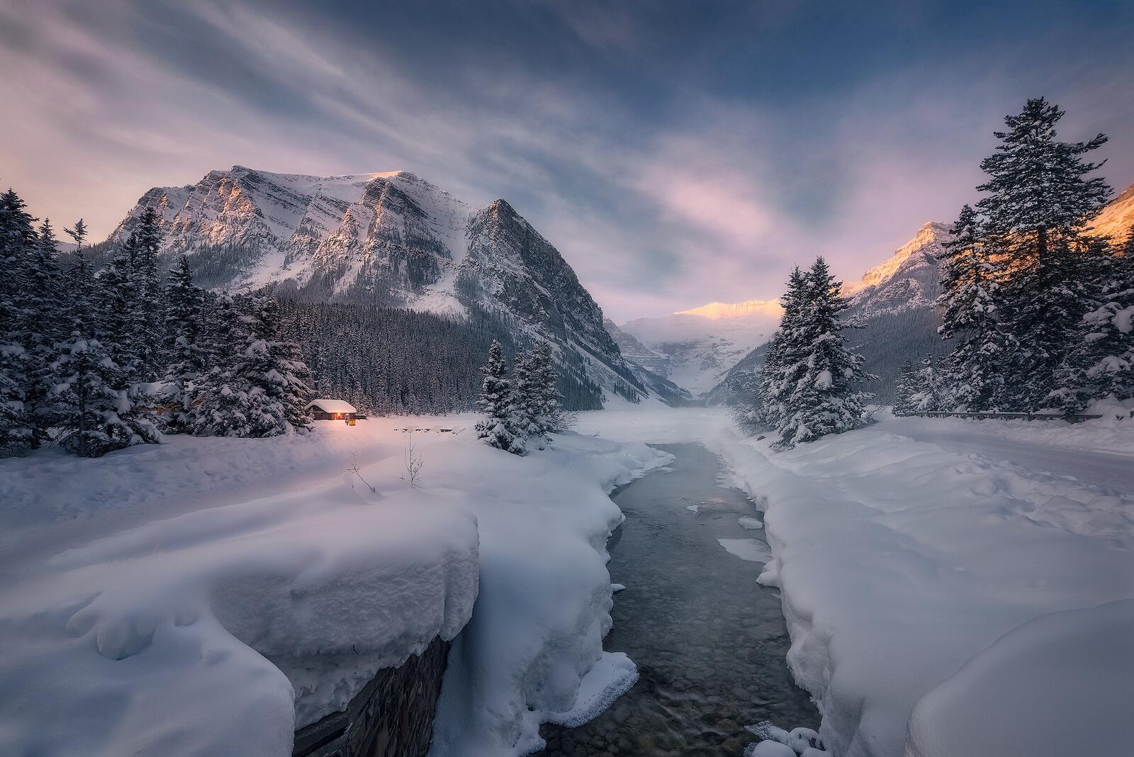 Обои Канадские Скалистые горы Национальный парк Банф зима на рабочий стол