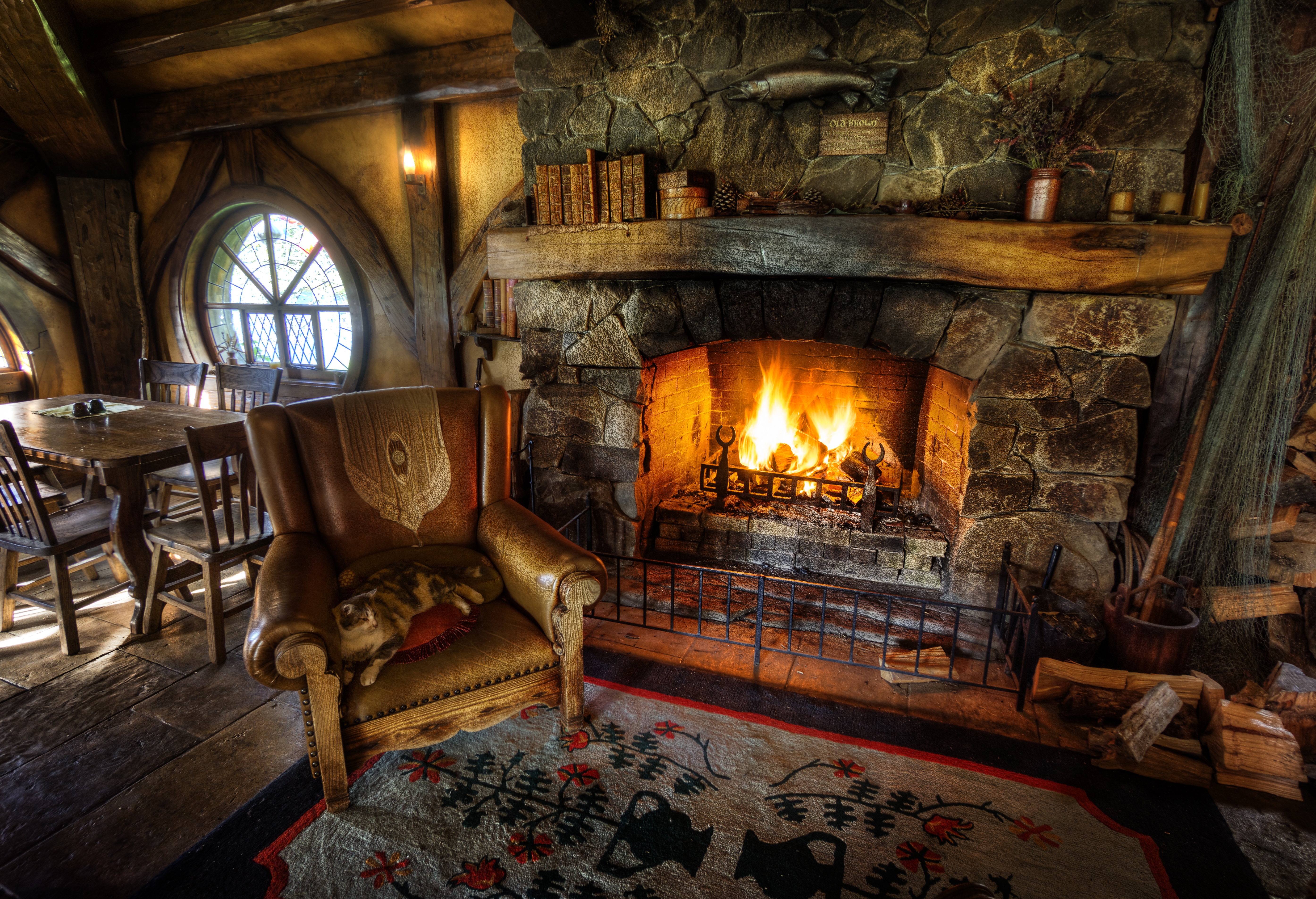 Wallpapers Inside the Green Dragon in the Hobbiton room hearth on the desktop