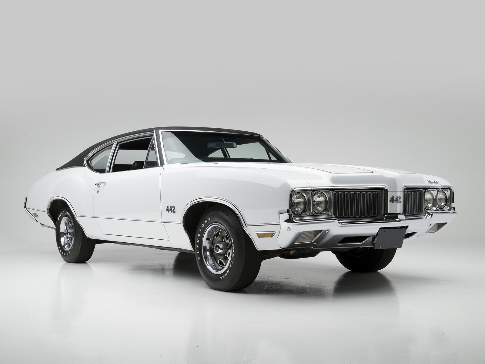 Wallpapers oldsmobile 442 white classic on the desktop