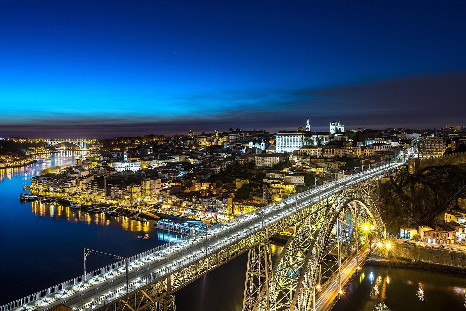 Обои Porto мост город на рабочий стол