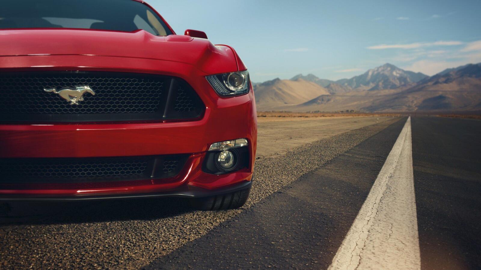 Обои Ford Mustang красная машина дорога на рабочий стол