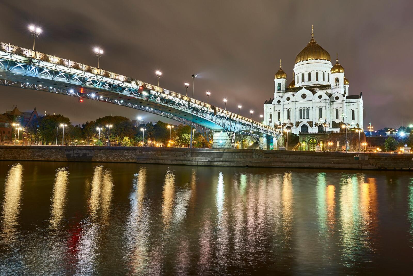 Wallpapers cathedral of christ the savior night river on the desktop