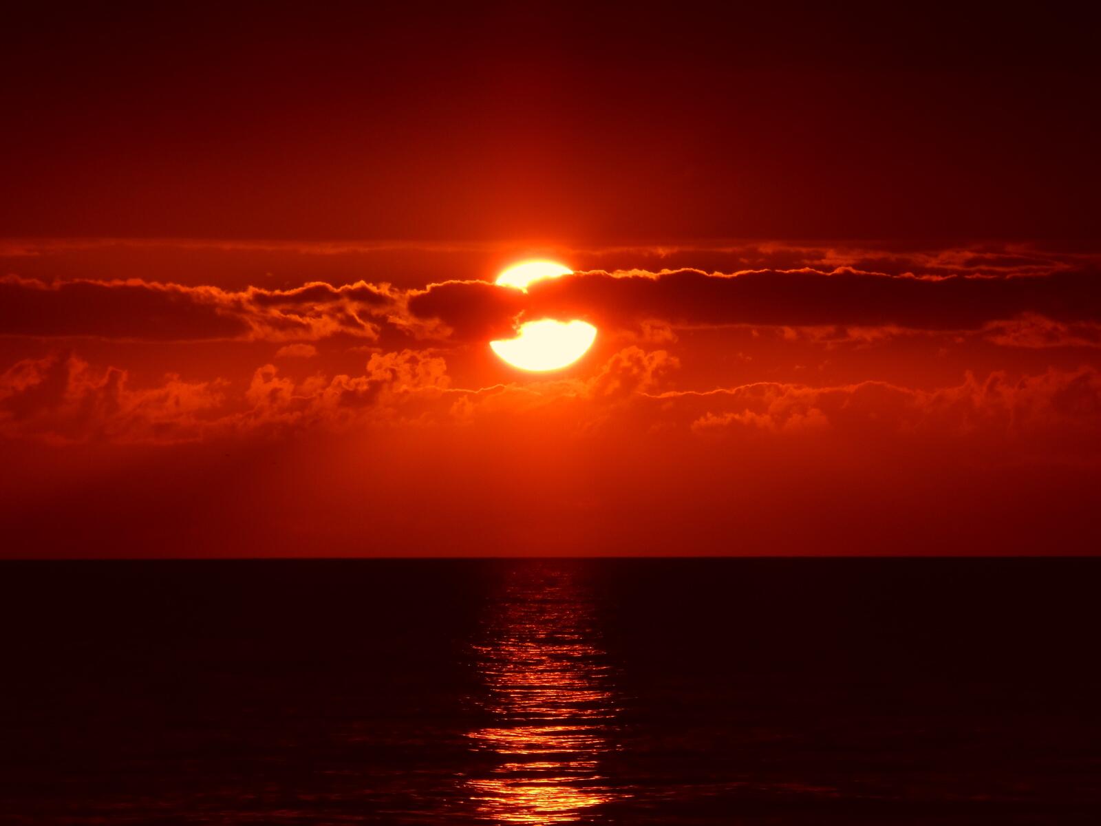Wallpapers sunset sea red sky on the desktop