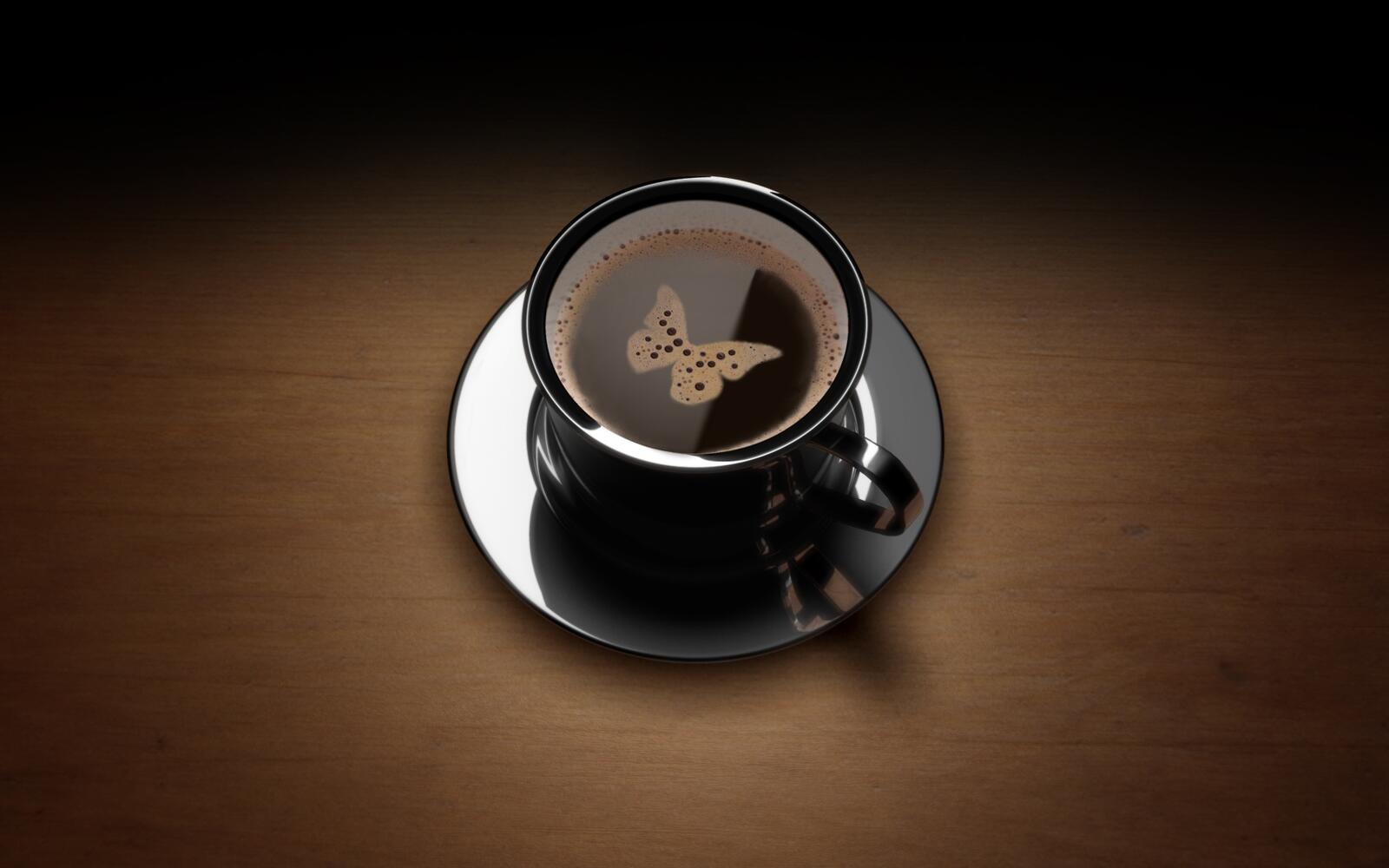 Бесплатное фото Бабочка на кофейной пенке