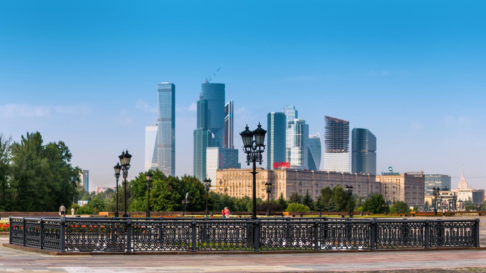 Обои Россия Москва небоскребы на рабочий стол