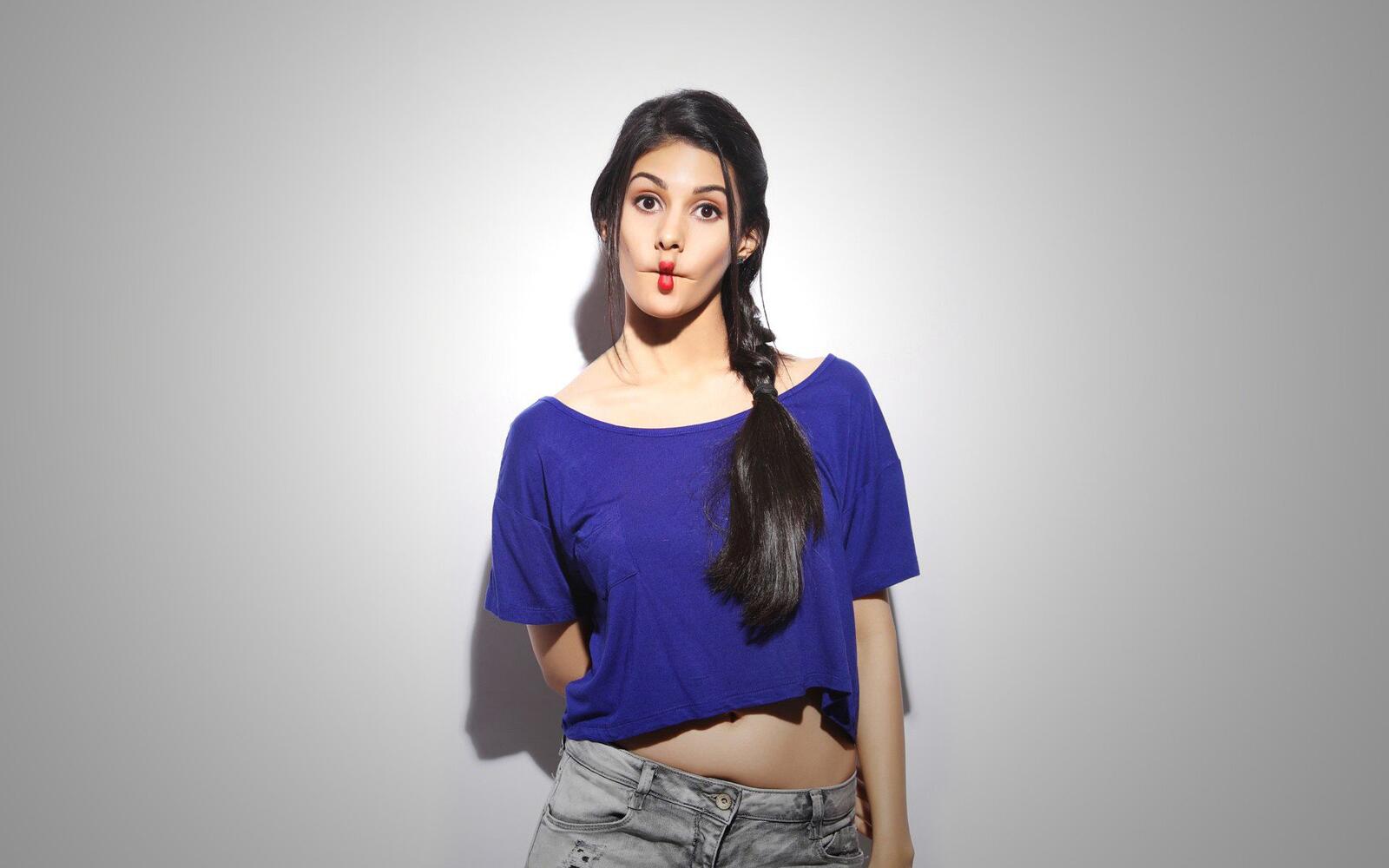 Wallpapers Amyra Dastur indian celebrities black hair on the desktop
