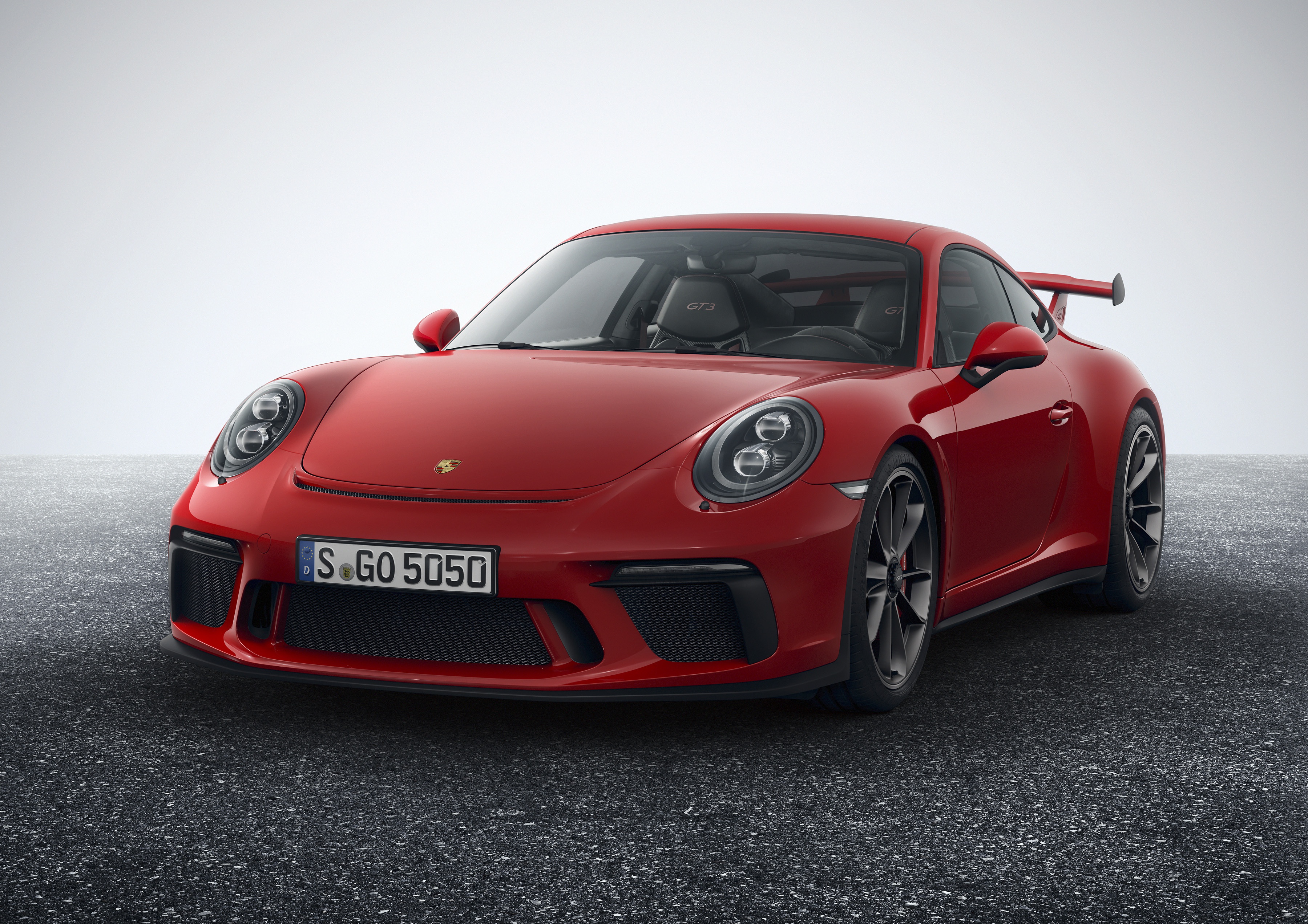 Бесплатное фото Красный Porsche 911
