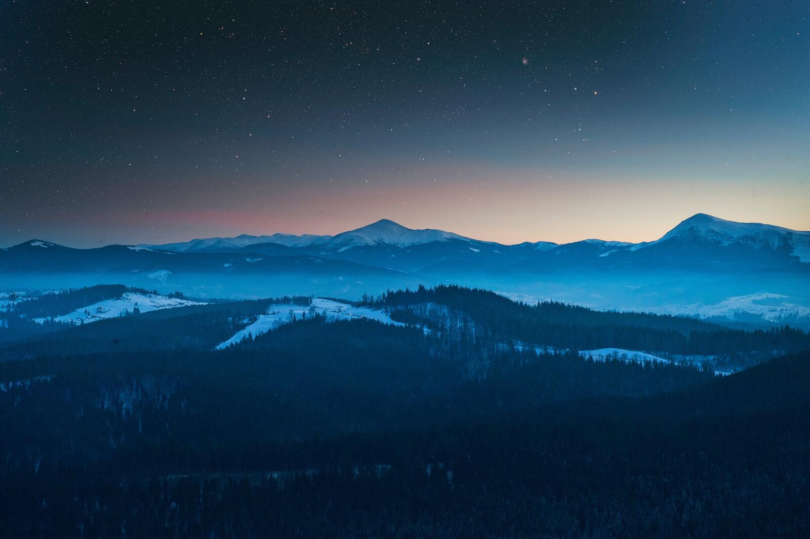 Wallpapers mountains picturesque stars on the desktop
