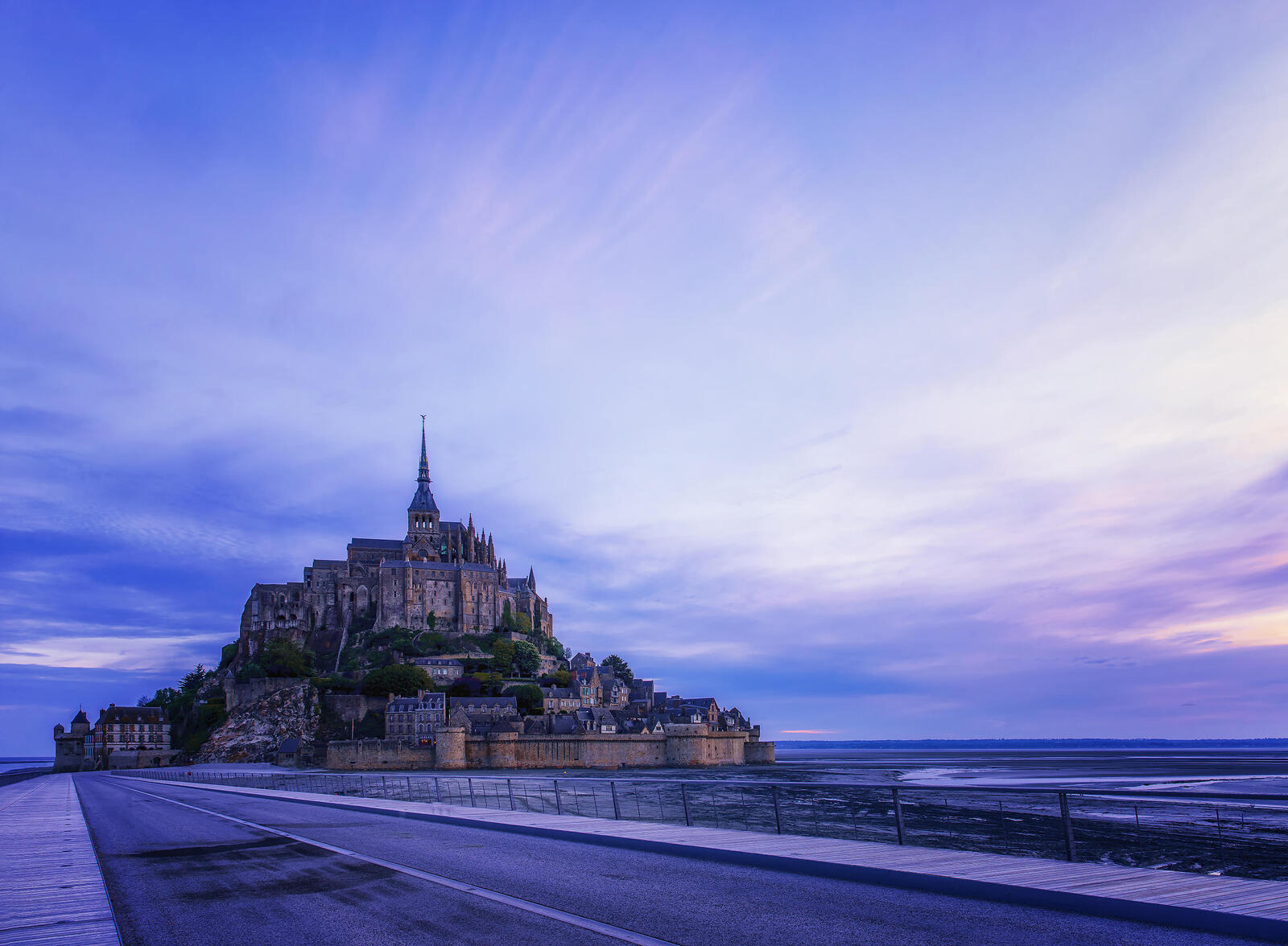Wallpapers the castle of Mont-Saint-Michel Normandy France on the desktop