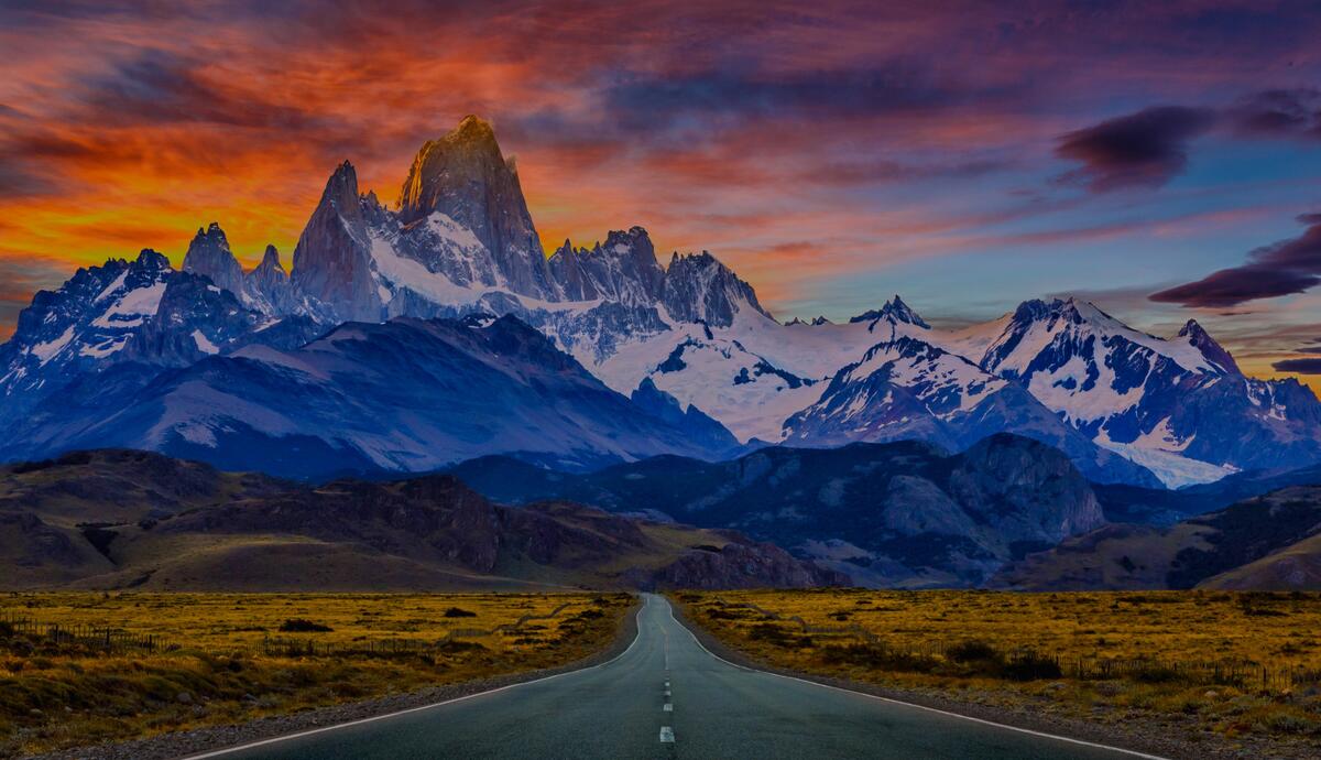 Picture of the road, sunset, mountains